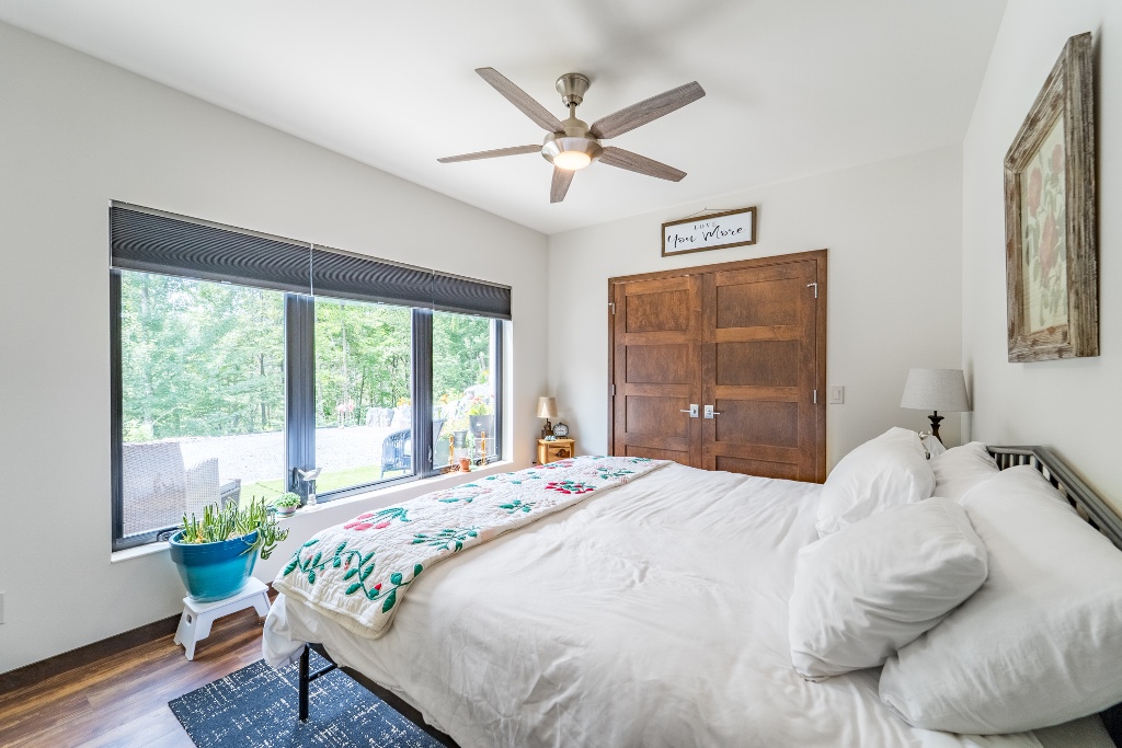 Medford, Wisconsin, 54451, United States, 3 Bedrooms Bedrooms, ,3 BathroomsBathrooms,Residential,For Sale,1913449