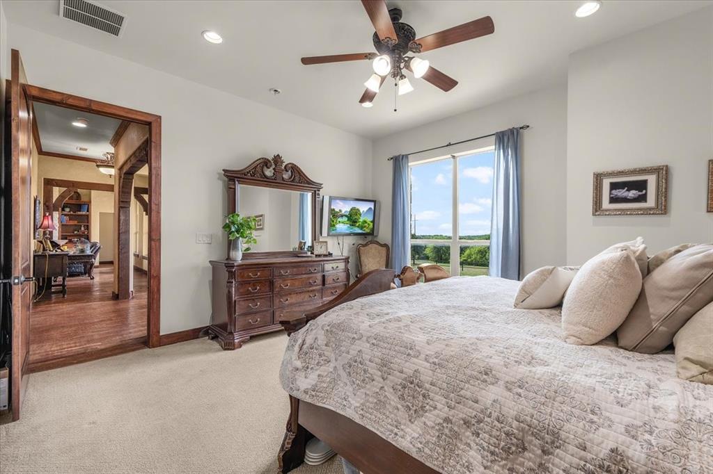 Weatherford, Texas, 76085, United States, 4 Bedrooms Bedrooms, ,3 BathroomsBathrooms,Residential,For Sale,2040149