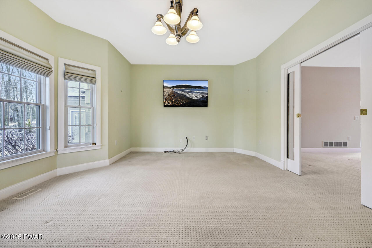 Lords Valley, Pennsylvania, 18428, United States, 3 Bedrooms Bedrooms, ,3 BathroomsBathrooms,Residential,For Sale,2005148