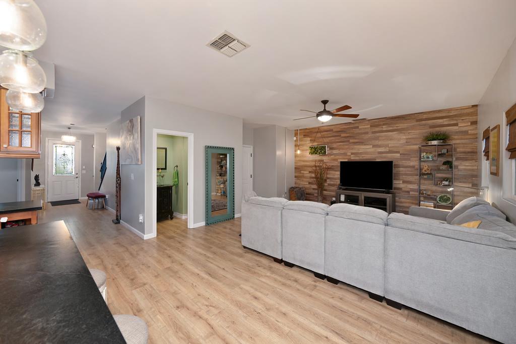 Sacramento, California, 95818, United States, 3 Bedrooms Bedrooms, ,3 BathroomsBathrooms,Residential,For Sale,1954862