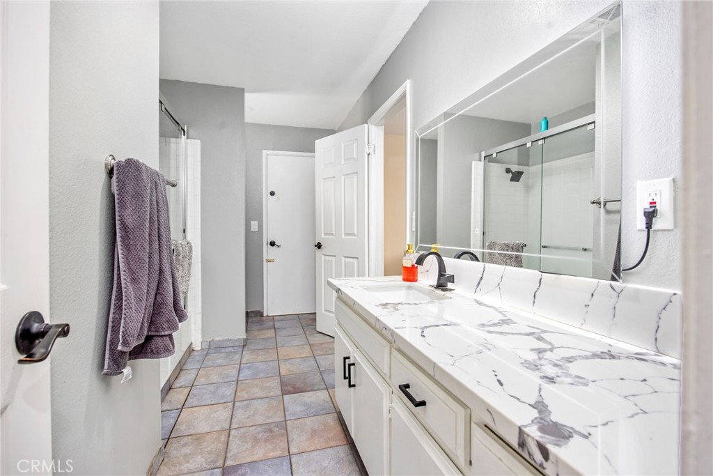 Canyon Lake, California, 92587, United States, 3 Bedrooms Bedrooms, ,2 BathroomsBathrooms,Residential,For Sale,2017338