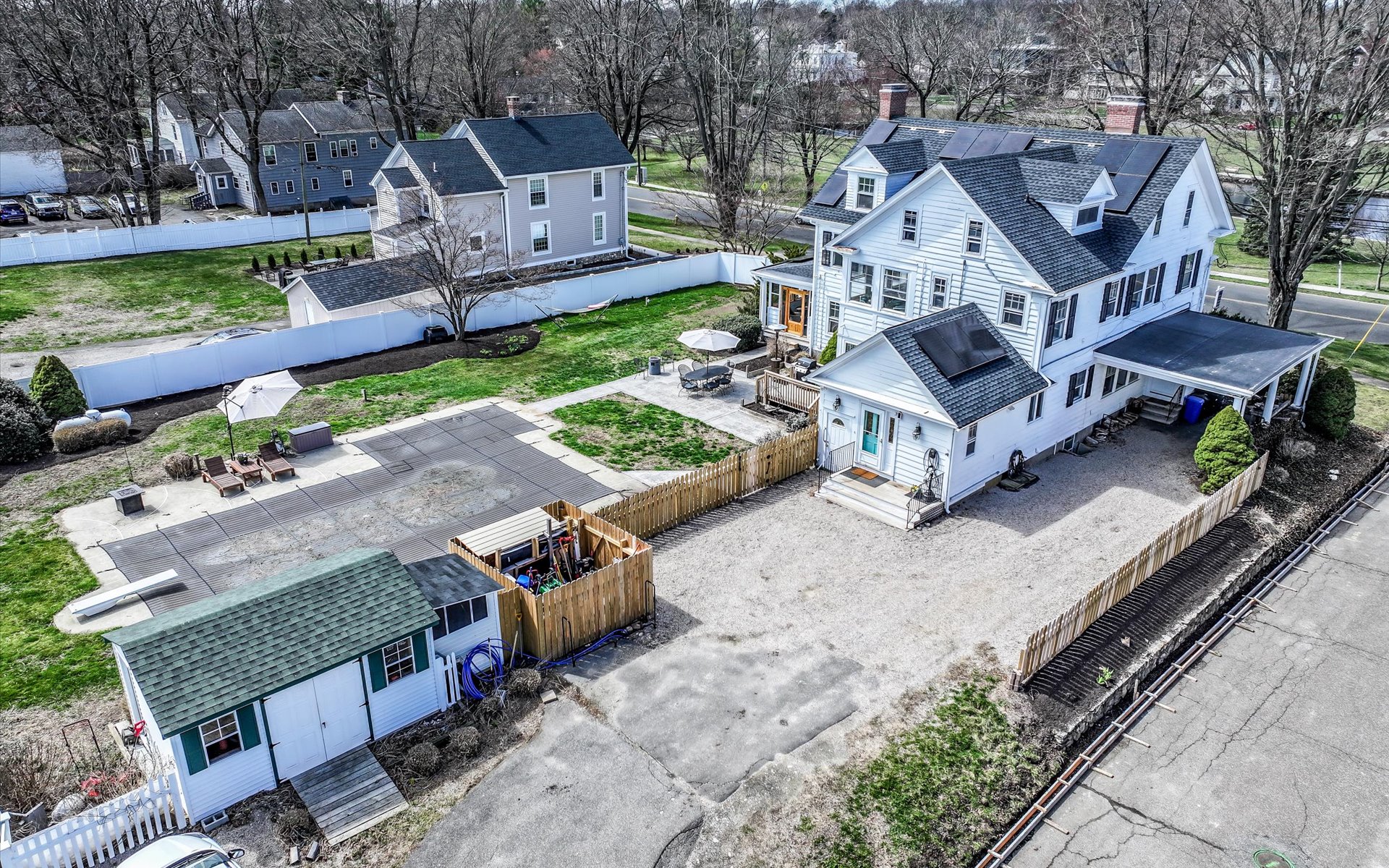  Historic 1918 Colonial with Geothermal + Solar Innovation - 物件實景