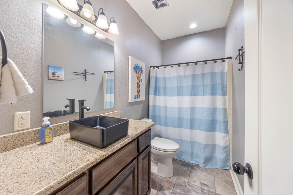 Junction City, Georgia, 31812, United States, 6 Bedrooms Bedrooms, ,5 BathroomsBathrooms,Residential,For Sale,1939165