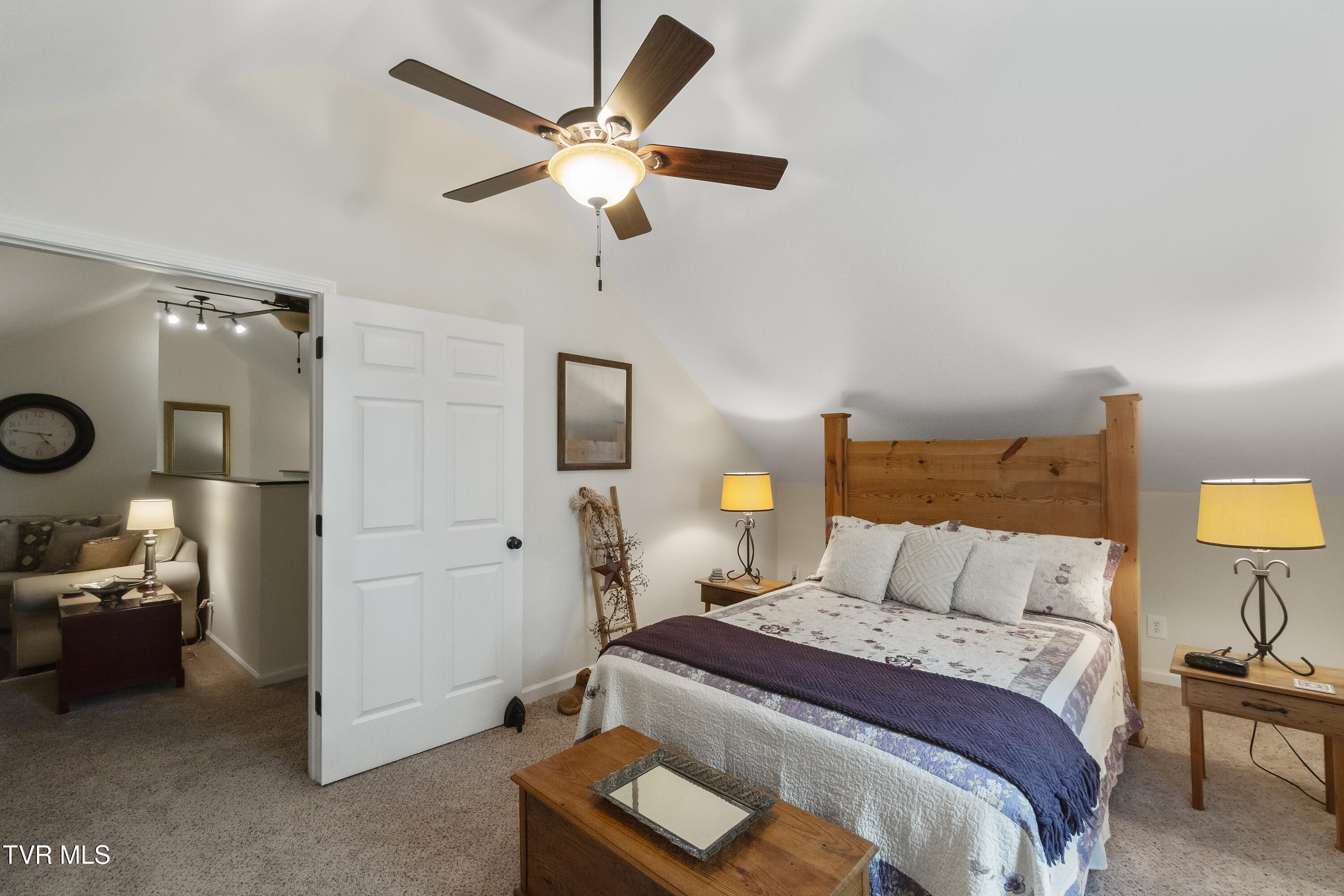 Greeneville, Tennessee, 37745, United States, 4 Bedrooms Bedrooms, ,2 BathroomsBathrooms,Residential,For Sale,1976291