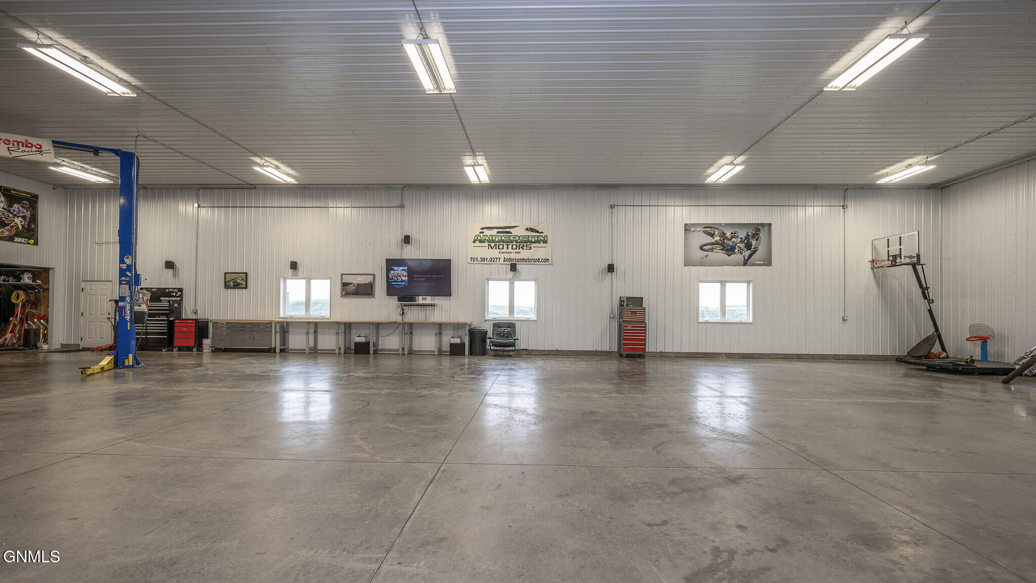 Center, North Dakota, 58530, United States, 4 Bedrooms Bedrooms, ,3 BathroomsBathrooms,Residential,For Sale,1904548
