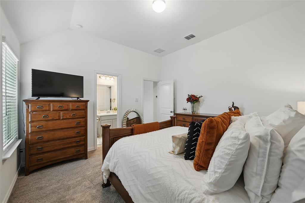 Haslet, Texas, 76177, United States, 5 Bedrooms Bedrooms, ,4 BathroomsBathrooms,Residential,For Sale,1840704