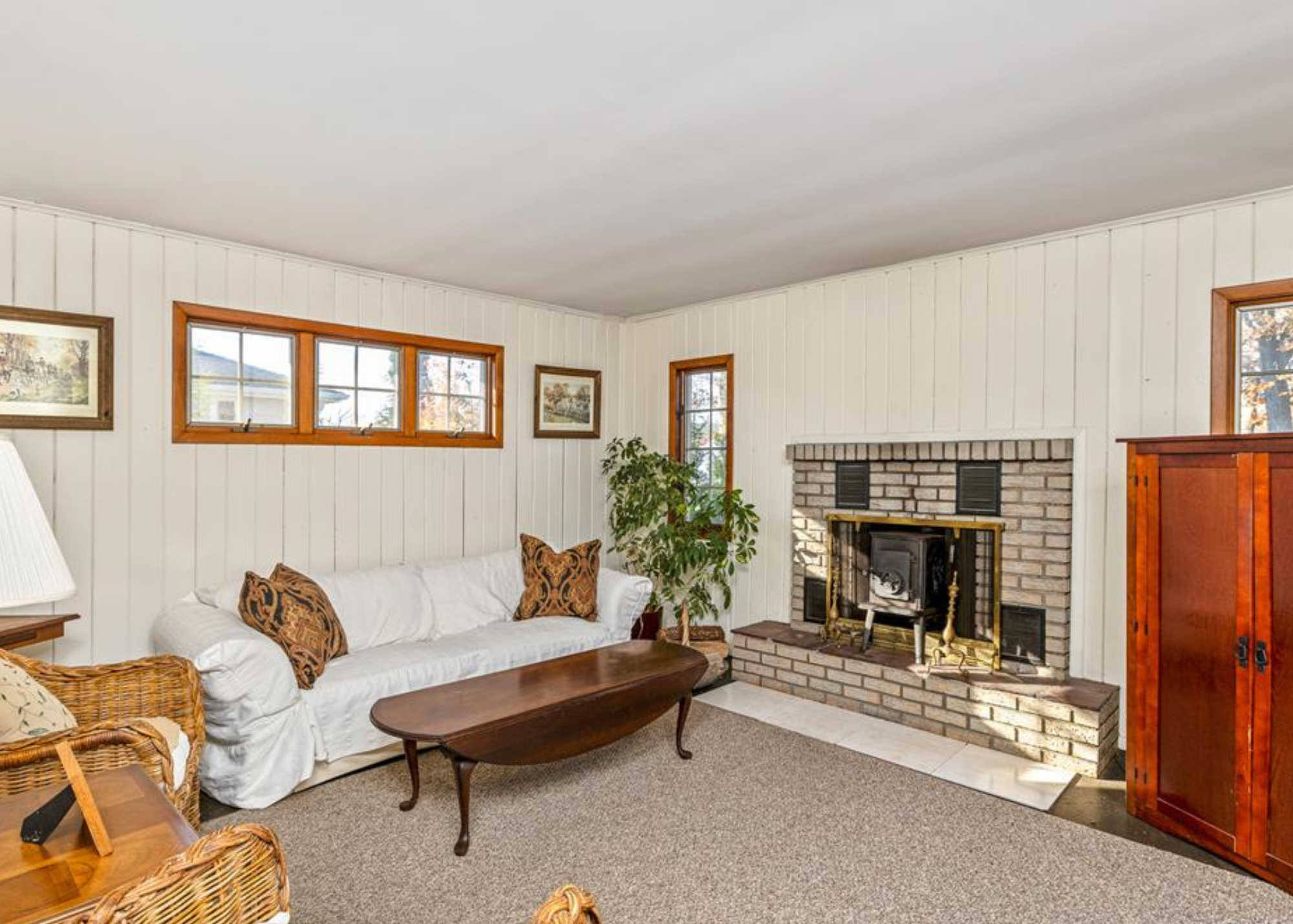 East Quogue, New York, 11942, United States, 2 Bedrooms Bedrooms, ,1 BathroomBathrooms,Residential,For Sale,2002980