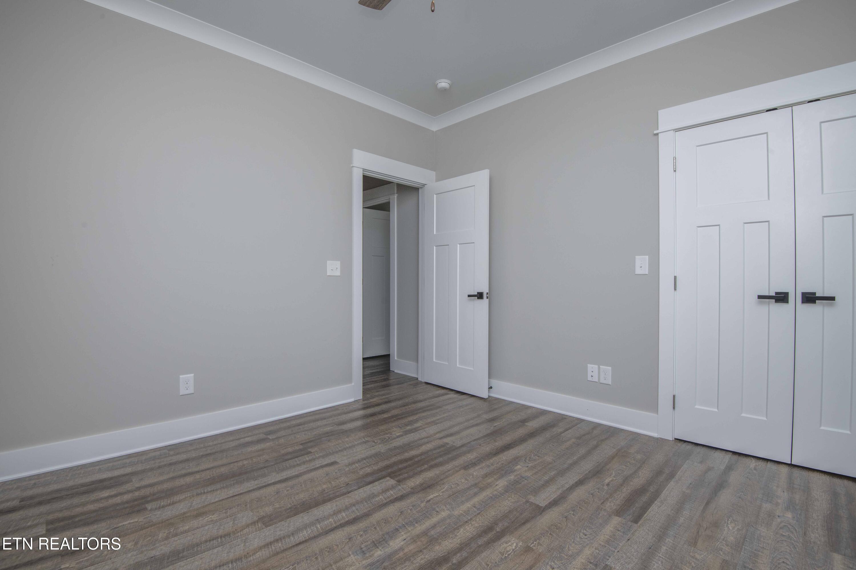Loudon, Tennessee, 37774, United States, 3 Bedrooms Bedrooms, ,2 BathroomsBathrooms,Residential,For Sale,1879743