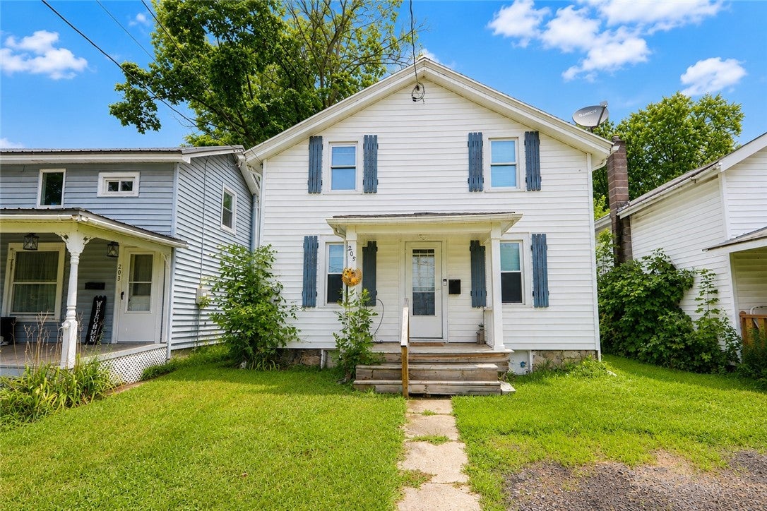 Elisha St, Waterloo, NY 13165