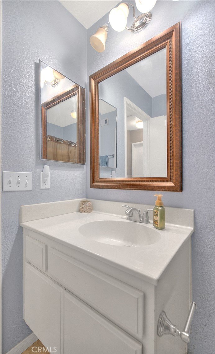 Mentone, California, 92359, United States, 3 Bedrooms Bedrooms, ,2 BathroomsBathrooms,Residential,For Sale,1923053