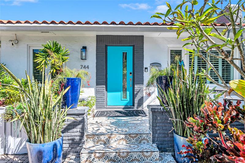 Fort Lauderdale, Florida, 33304, United States, 3 Bedrooms Bedrooms, ,3 BathroomsBathrooms,Residential,For Sale,1985546