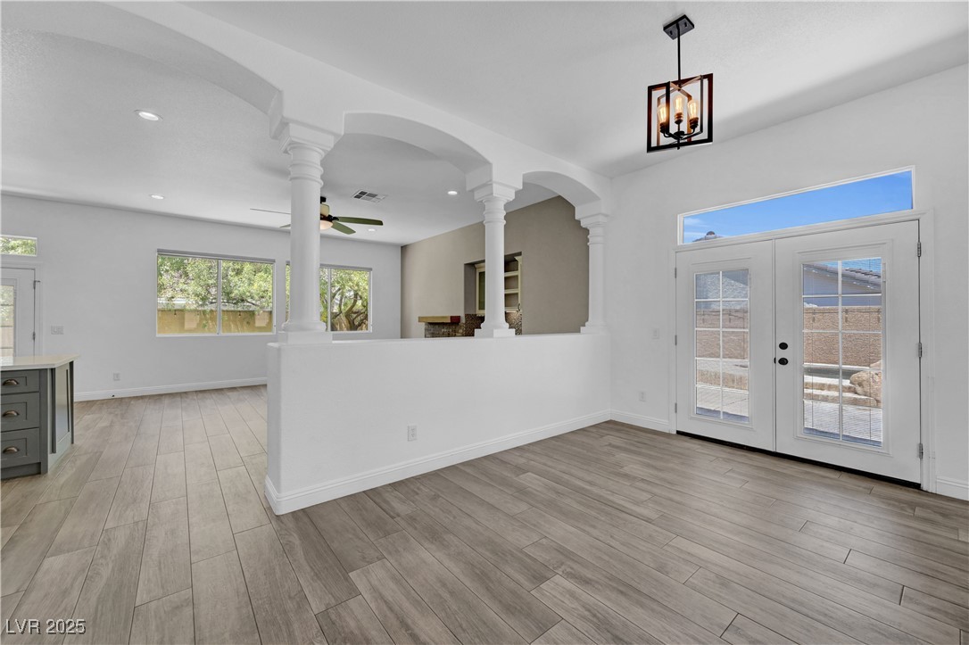 Henderson, Nevada, 89052, United States, 5 Bedrooms Bedrooms, ,2 BathroomsBathrooms,Residential,For Sale,1897207