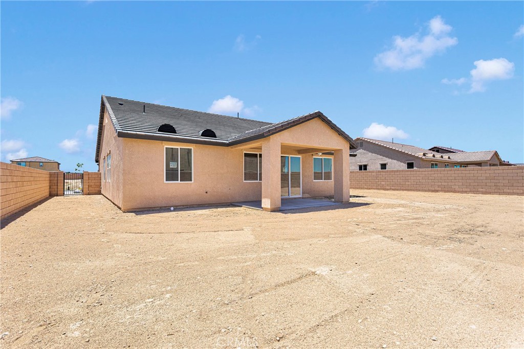 Victorville, California, 92395, United States, 3 Bedrooms Bedrooms, ,3 BathroomsBathrooms,Residential,For Sale,1865172