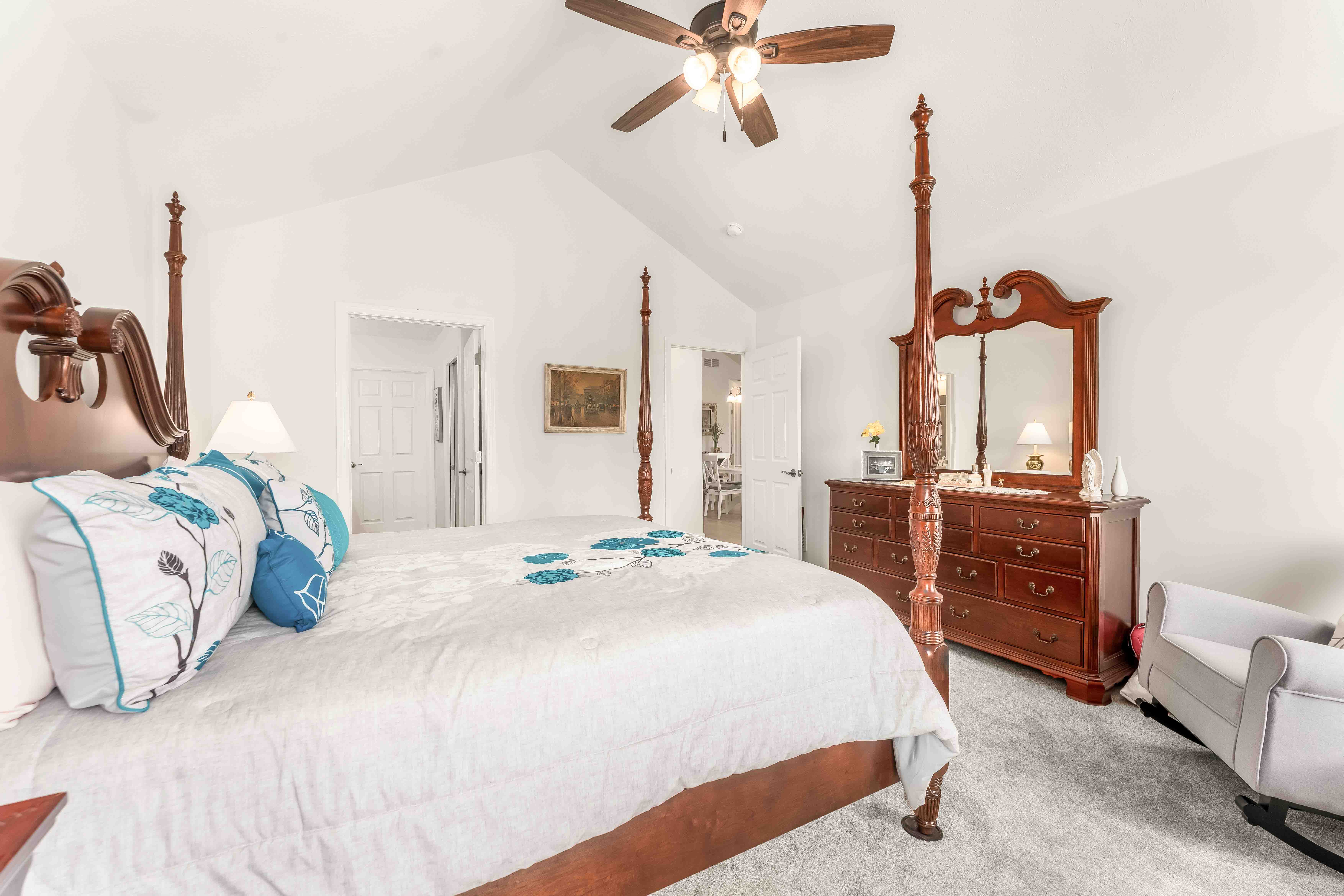  2003 South Links Avenue - 物件實景