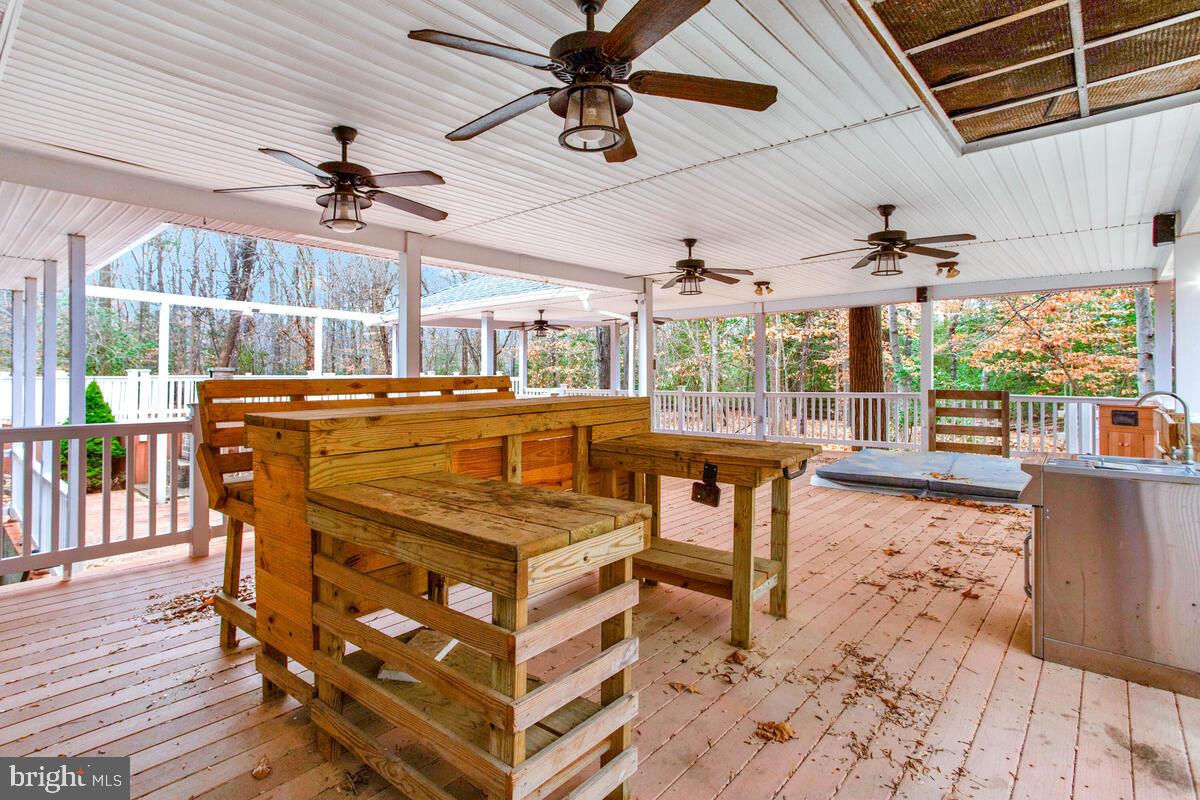 Port Republic, Maryland, 20676, United States, 5 Bedrooms Bedrooms, ,4 BathroomsBathrooms,Residential,For Sale,2005879