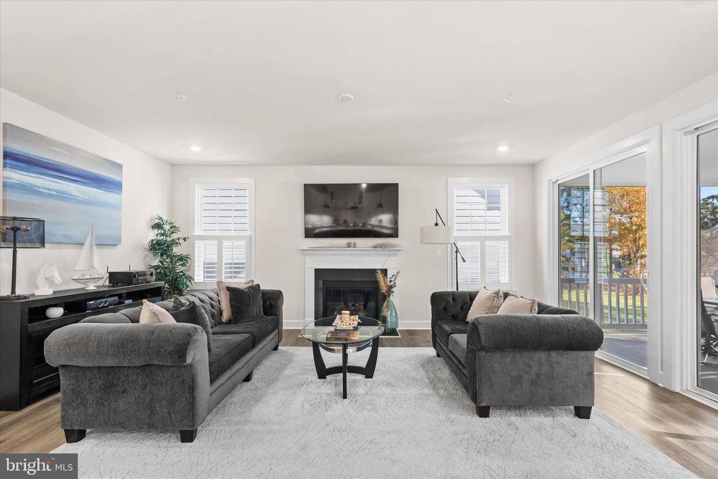 Berlin, Maryland, 21811, United States, 5 Bedrooms Bedrooms, ,4 BathroomsBathrooms,Residential,For Sale,1989737