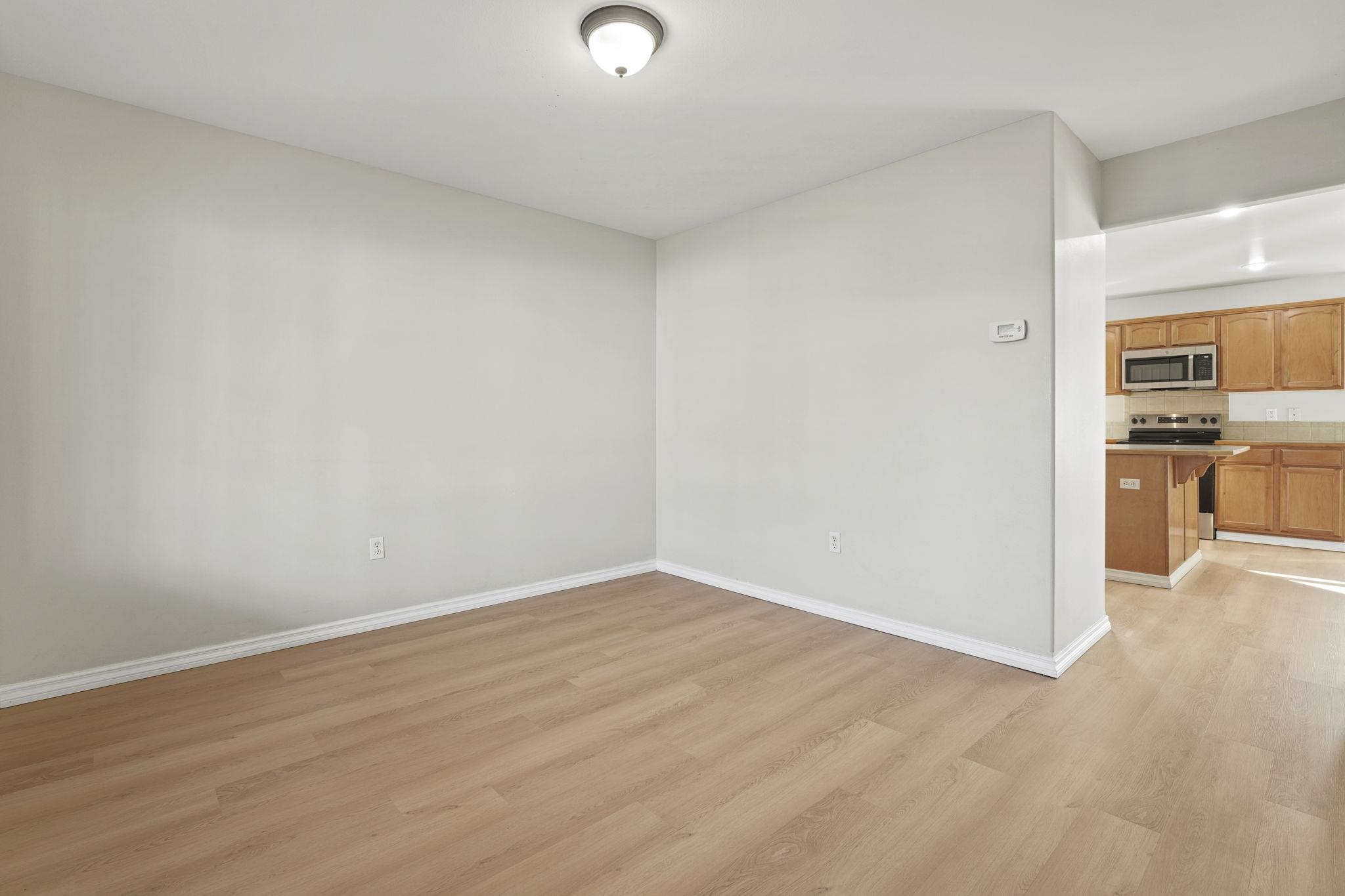 Mead, Washington, 99021, United States, 4 Bedrooms Bedrooms, ,4 BathroomsBathrooms,Residential,For Sale,1955187