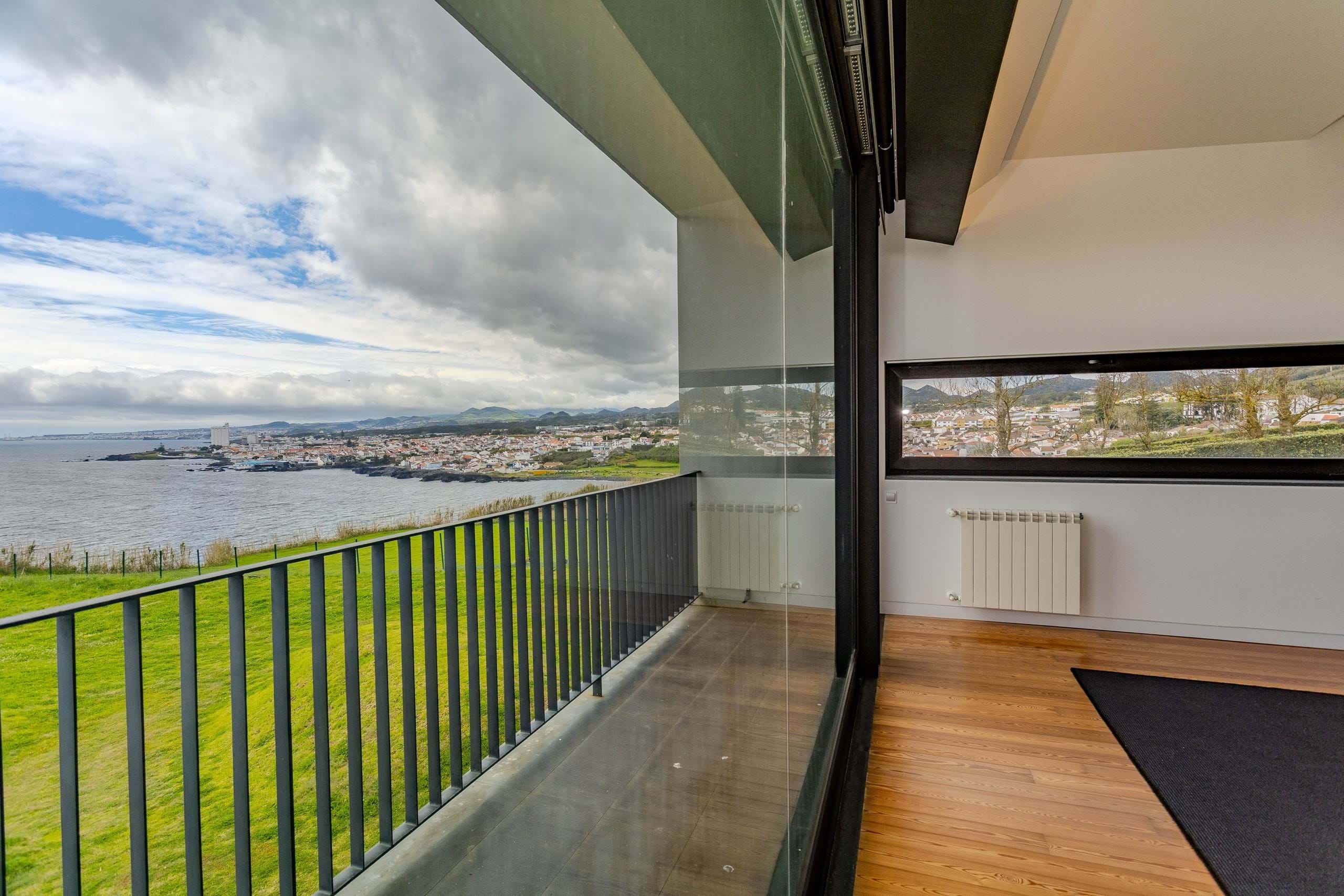 Ponta Delgada, Ilha de São Miguel, 9560-501, PT, 3 Bedrooms Bedrooms, ,4 BathroomsBathrooms,Residential,For Sale,1826448