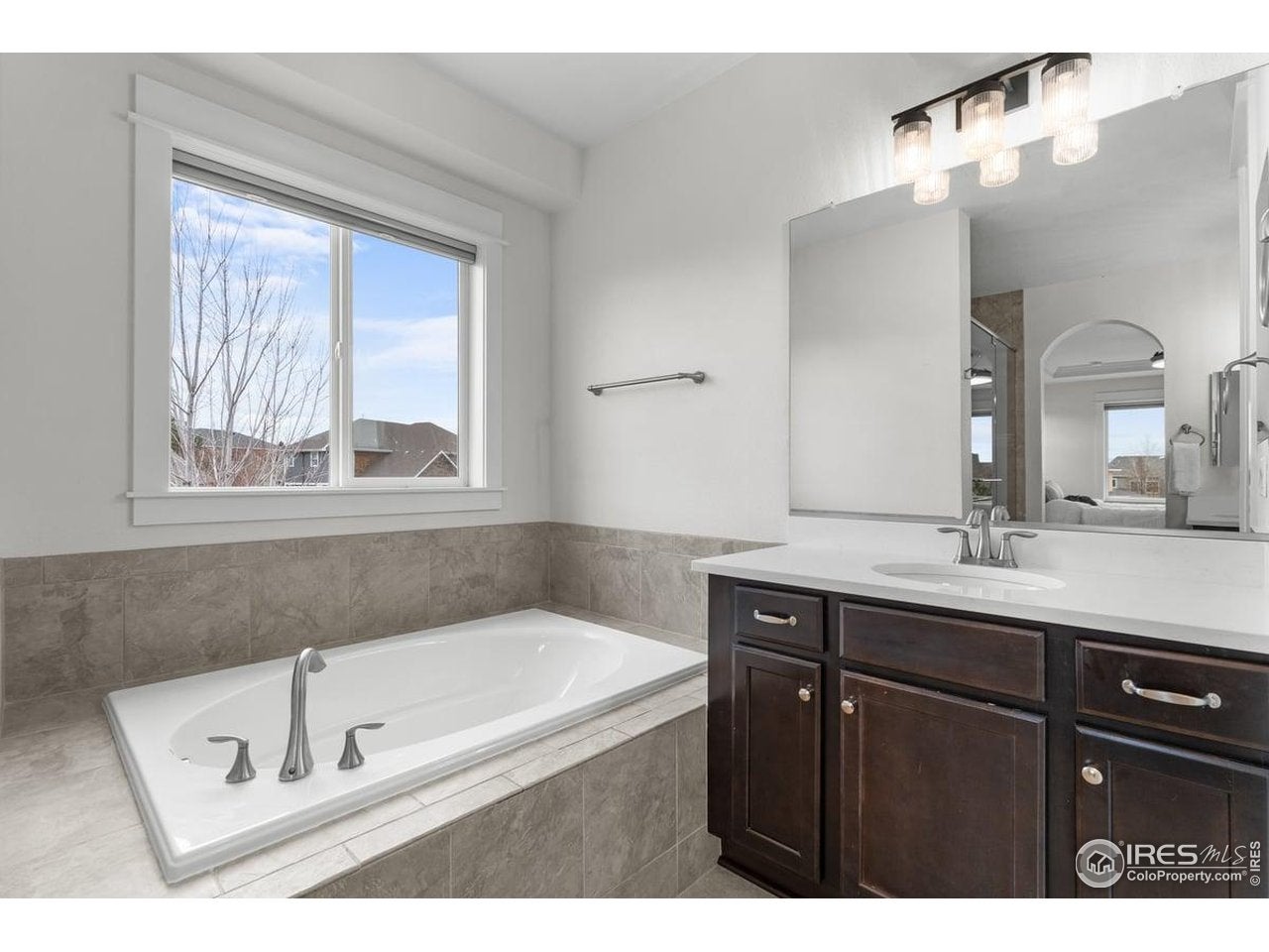 Windsor, Colorado, 80550, United States, 6 Bedrooms Bedrooms, ,4 BathroomsBathrooms,Residential,For Sale,1996243