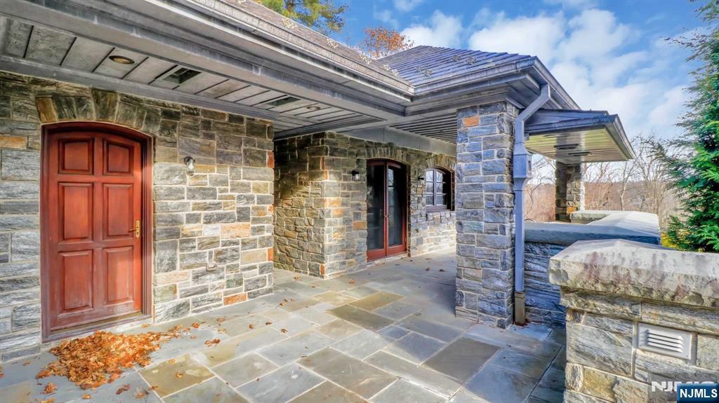64 Stony Ridge Road, Saddle River, New Jersey, 07458, United States, 5 Bedrooms Bedrooms, ,8 BathroomsBathrooms,Residential,For Sale,64 Stony Ridge Road,1172438