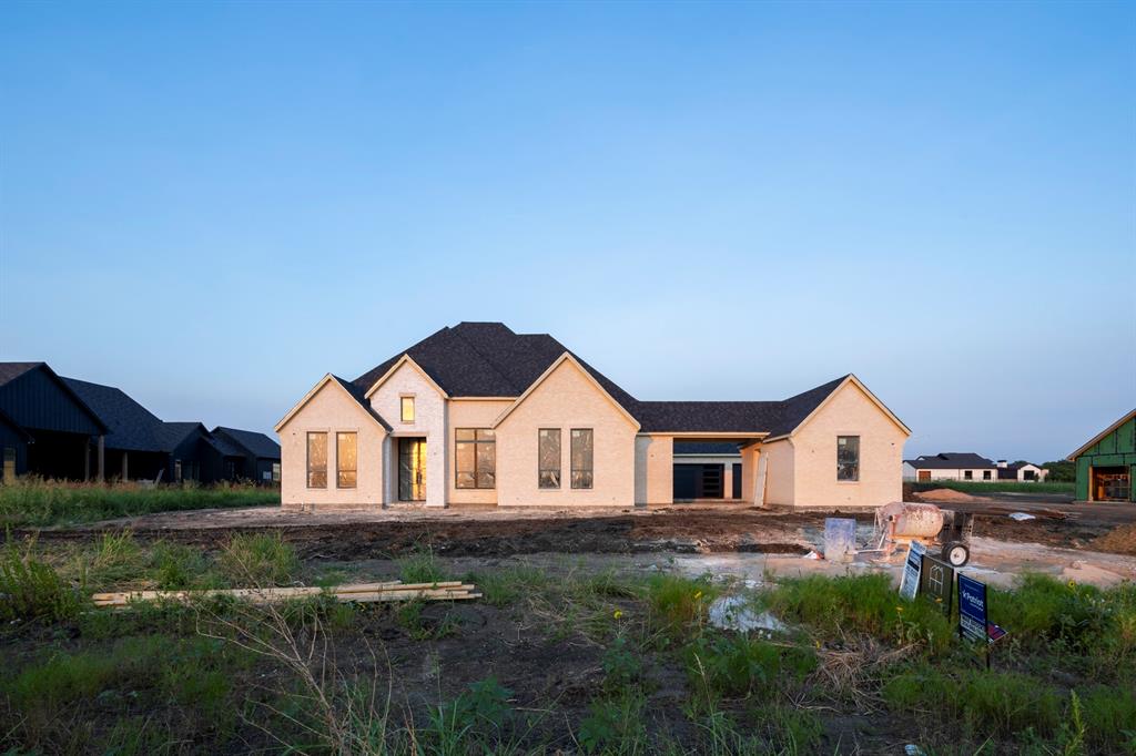 Gunter, Texas, 75058, United States, 4 Bedrooms Bedrooms, ,5 BathroomsBathrooms,Residential,For Sale,1805144