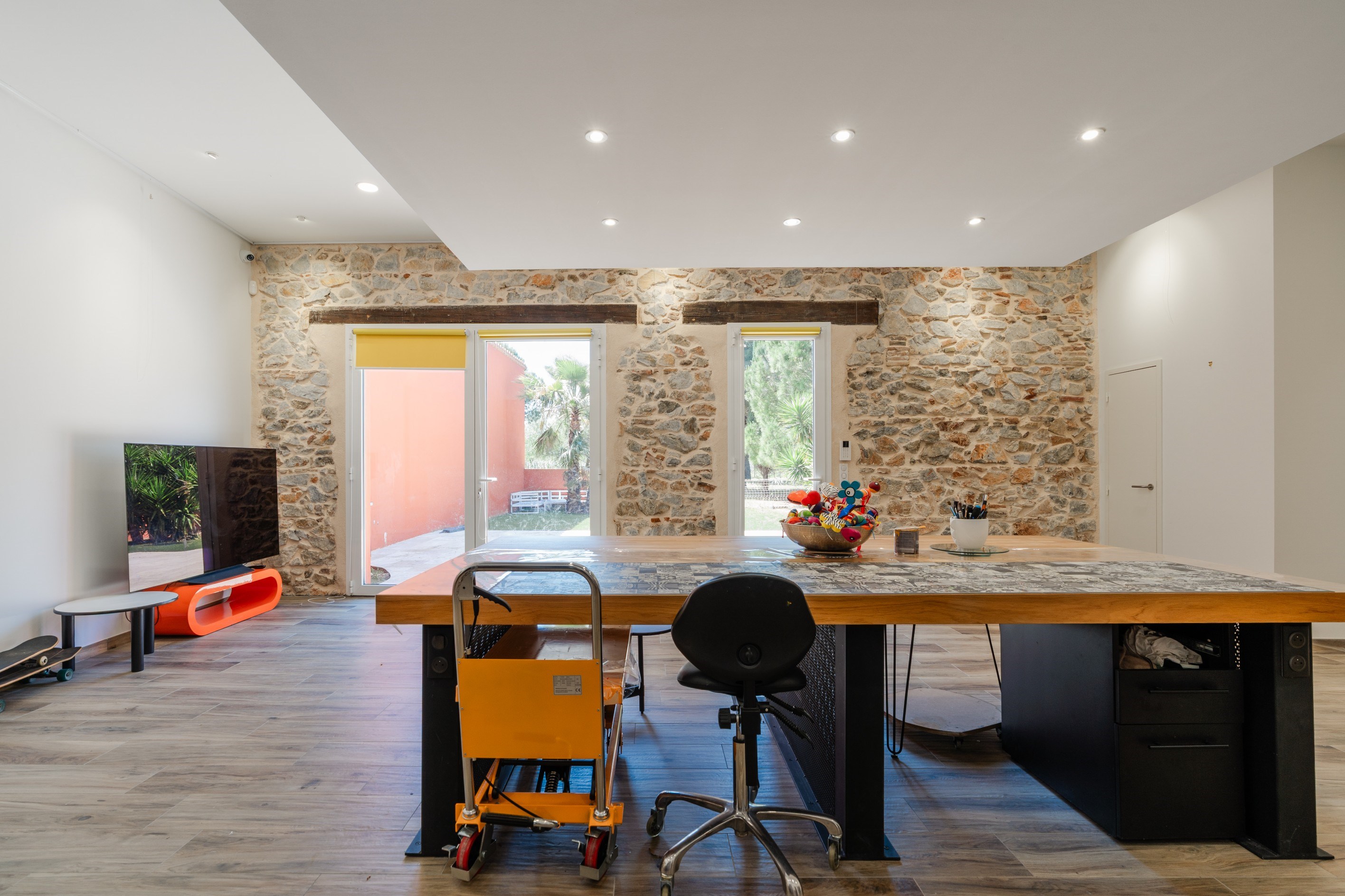  680m² of REFINEMENT & EXCEPTIONAL VOLUMES, just 6 minutes from the beach - 物件實景