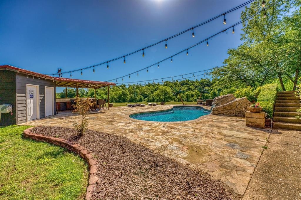 Harrison, Arkansas, 72601, United States, 4 Bedrooms Bedrooms, ,4 BathroomsBathrooms,Residential,For Sale,1977984