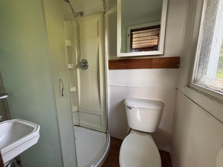 Howard City, Michigan, 49329, United States, 2 Bedrooms Bedrooms, ,1 BathroomBathrooms,Residential,For Sale,1982398