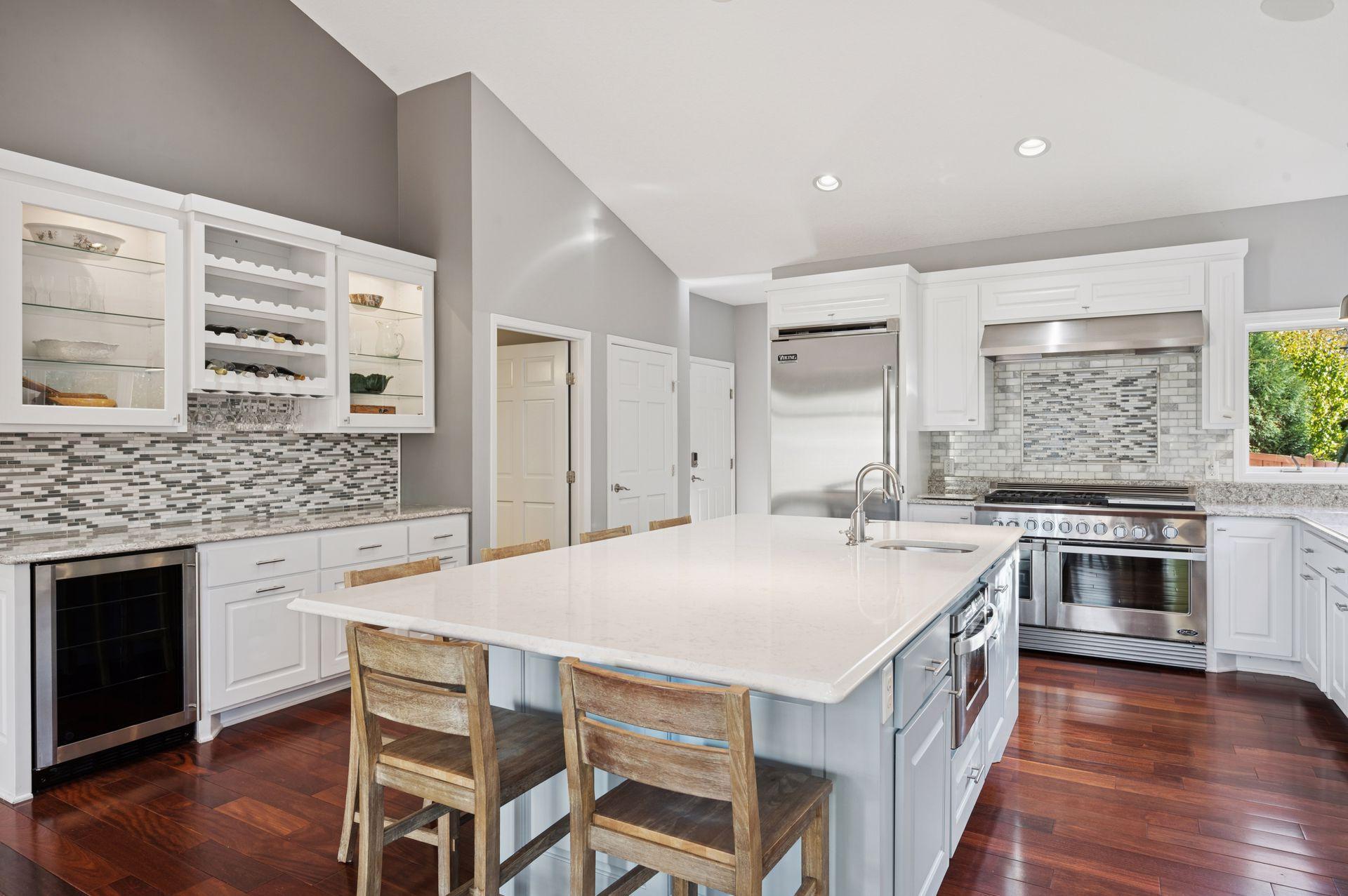 Plymouth, Minnesota, 55447, United States, 5 Bedrooms Bedrooms, ,4 BathroomsBathrooms,Residential,For Sale,1989736