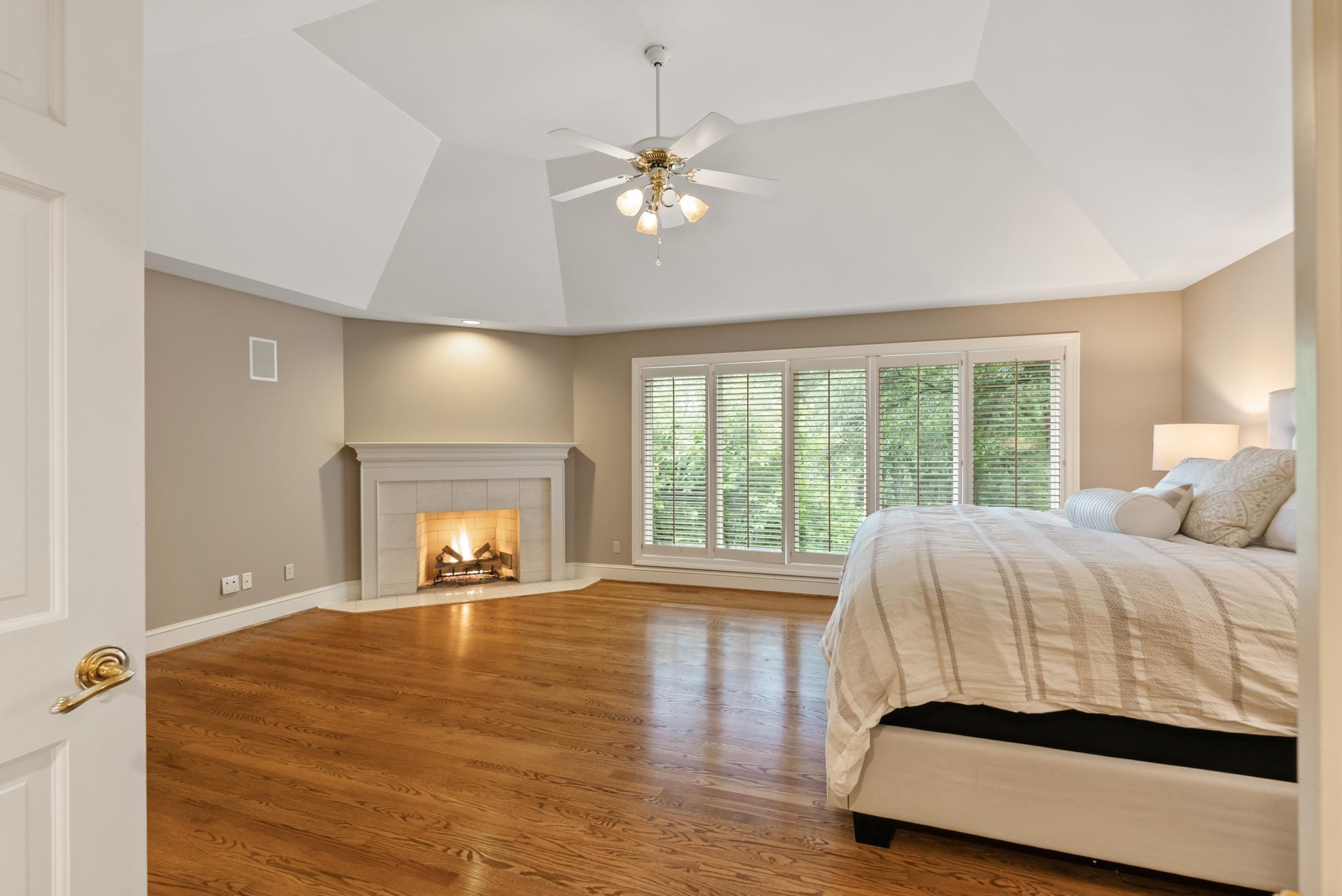 Excelsior, Minnesota, 55331, United States, 5 Bedrooms Bedrooms, ,6 BathroomsBathrooms,Residential,For Sale,1906981