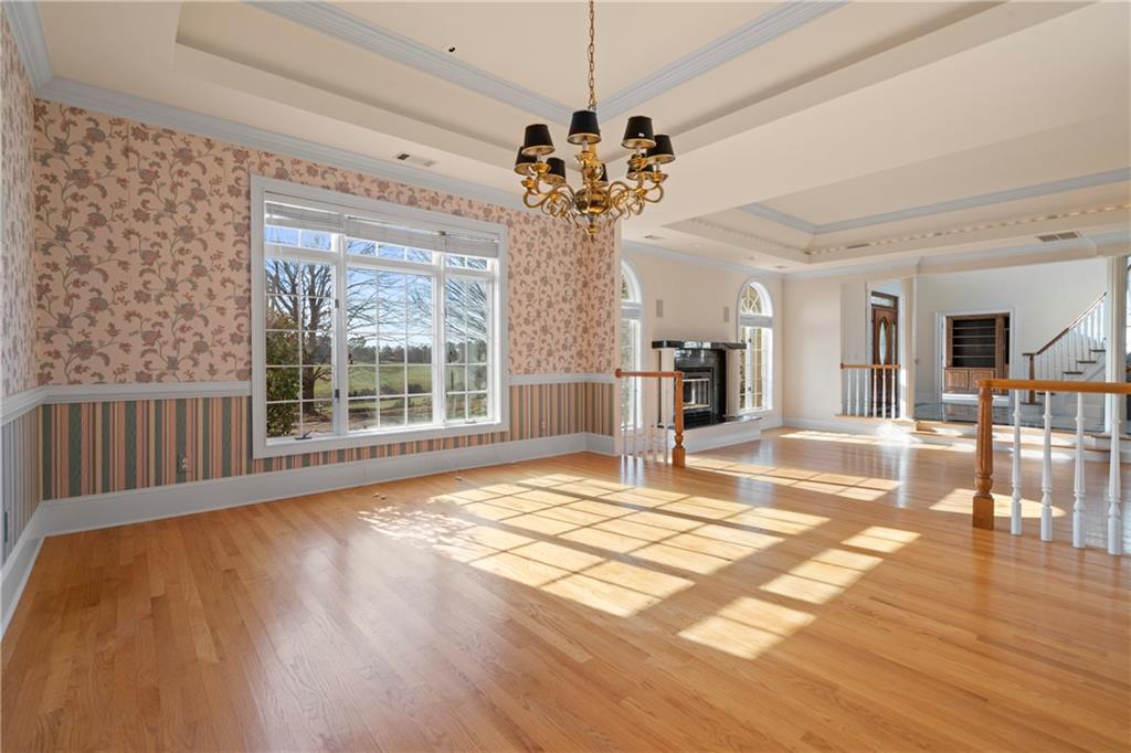 Gainesville, Georgia, 30506, United States, 5 Bedrooms Bedrooms, ,5 BathroomsBathrooms,Residential,For Sale,1996488