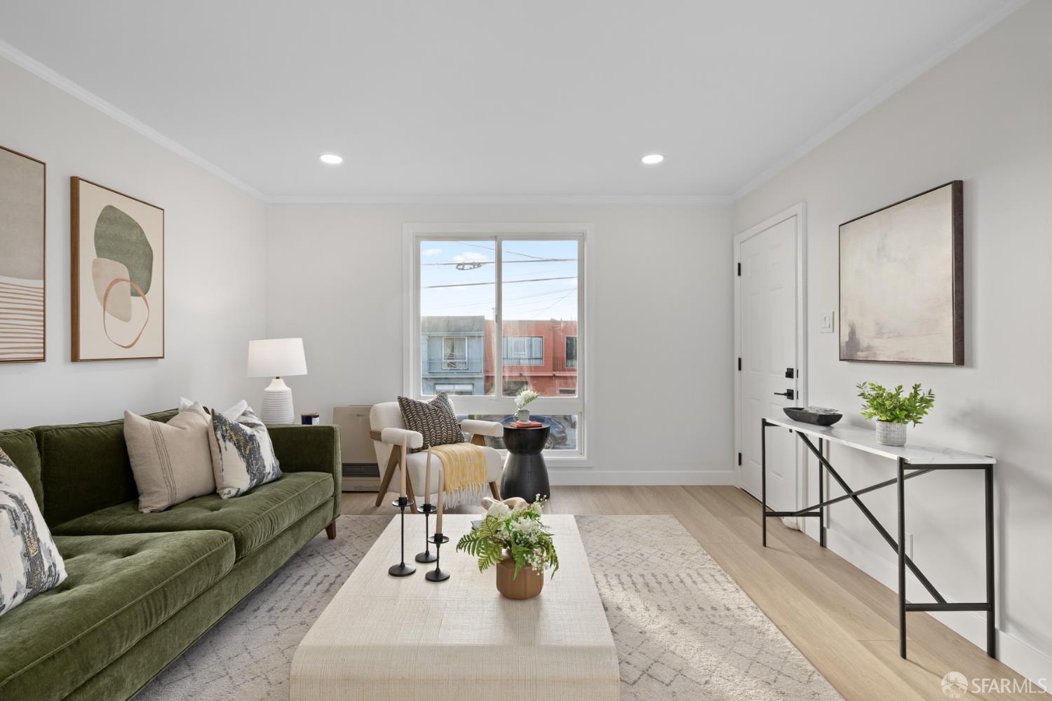 San Francisco, California, 94122, United States, 4 Bedrooms Bedrooms, ,2 BathroomsBathrooms,Residential,For Sale,1987685