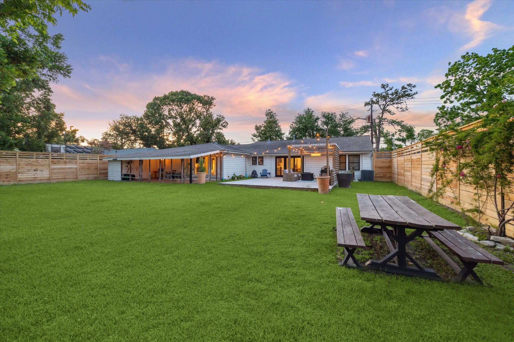  4509 Randwick Drive - 物件實景