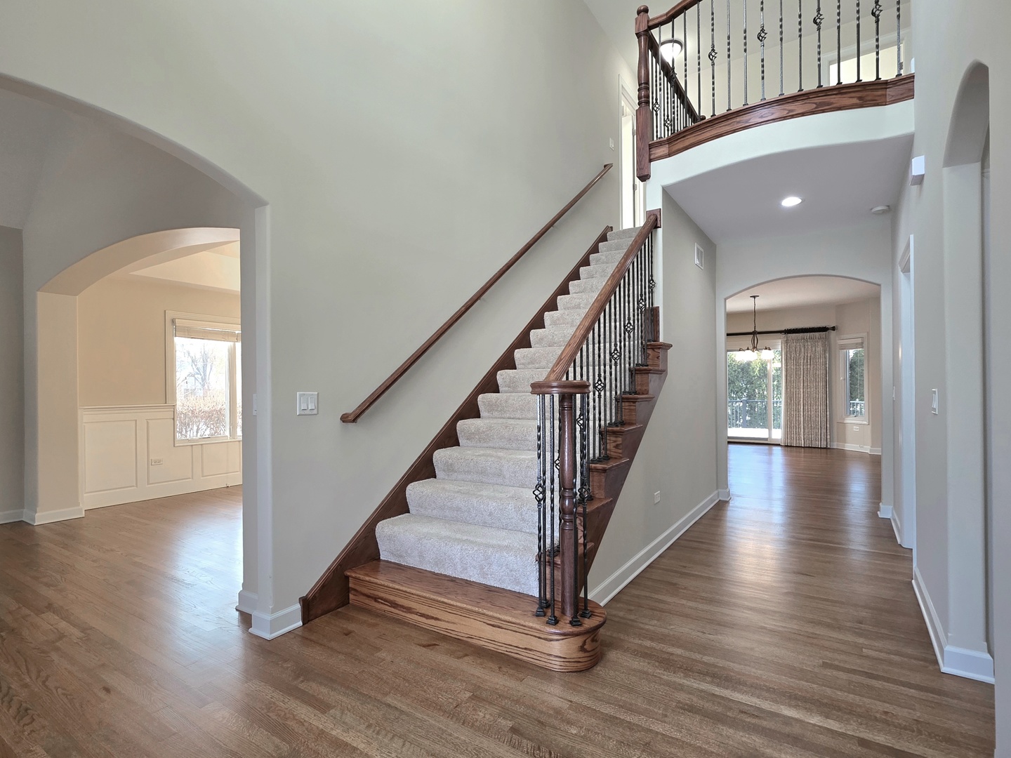 Mokena, Illinois, 60448, United States, 5 Bedrooms Bedrooms, ,4 BathroomsBathrooms,Residential,For Sale,2005641