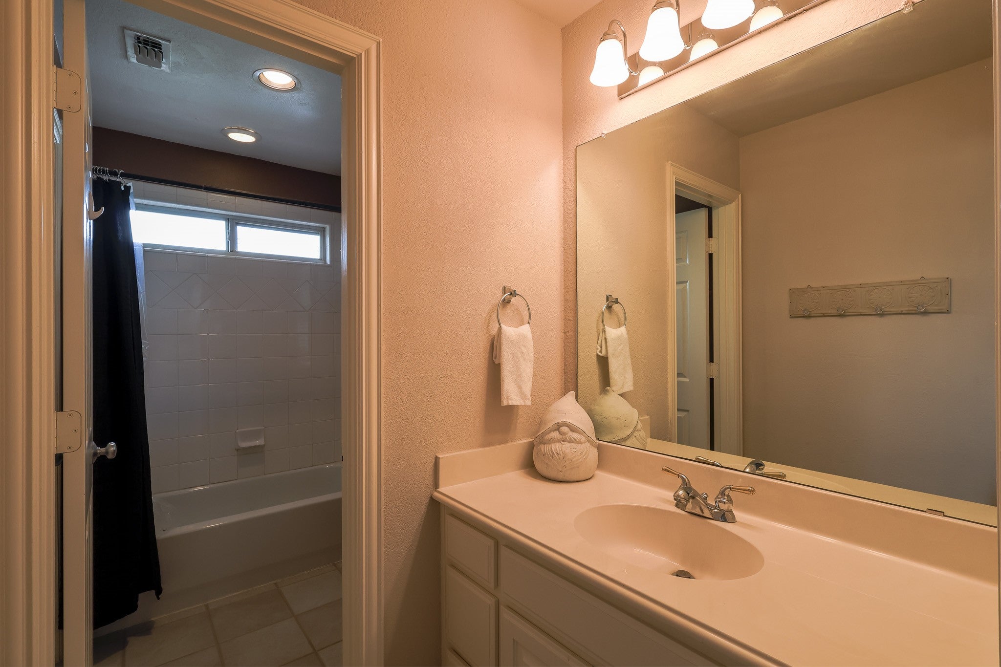 Frisco, Texas, 75036, United States, 5 Bedrooms Bedrooms, ,4 BathroomsBathrooms,Residential,For Sale,1982695