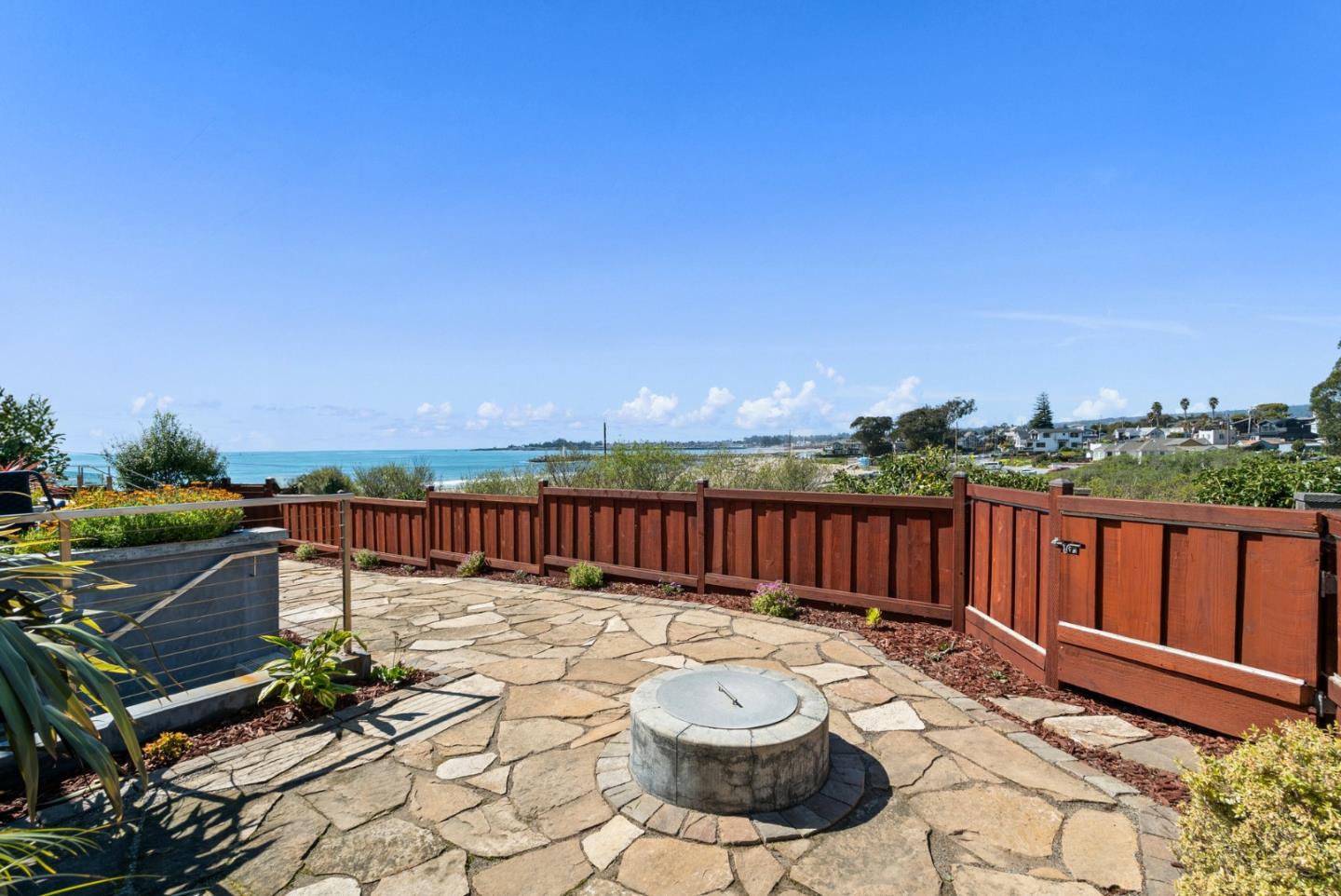 Santa Cruz, California, 95062, United States, 3 Bedrooms Bedrooms, ,3 BathroomsBathrooms,Residential,For Sale,1738627
