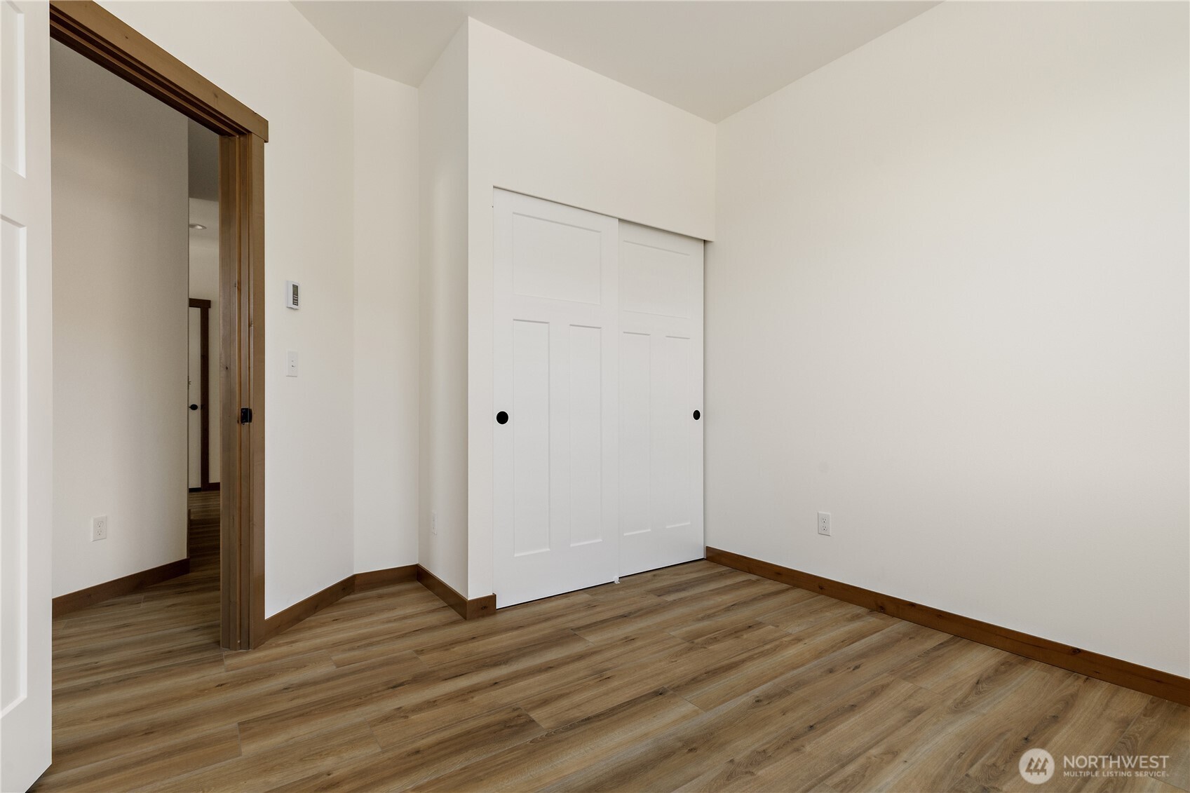 Oak Harbor, Washington, 98277, United States, 4 Bedrooms Bedrooms, ,1 BathroomBathrooms,Residential,For Sale,1939652