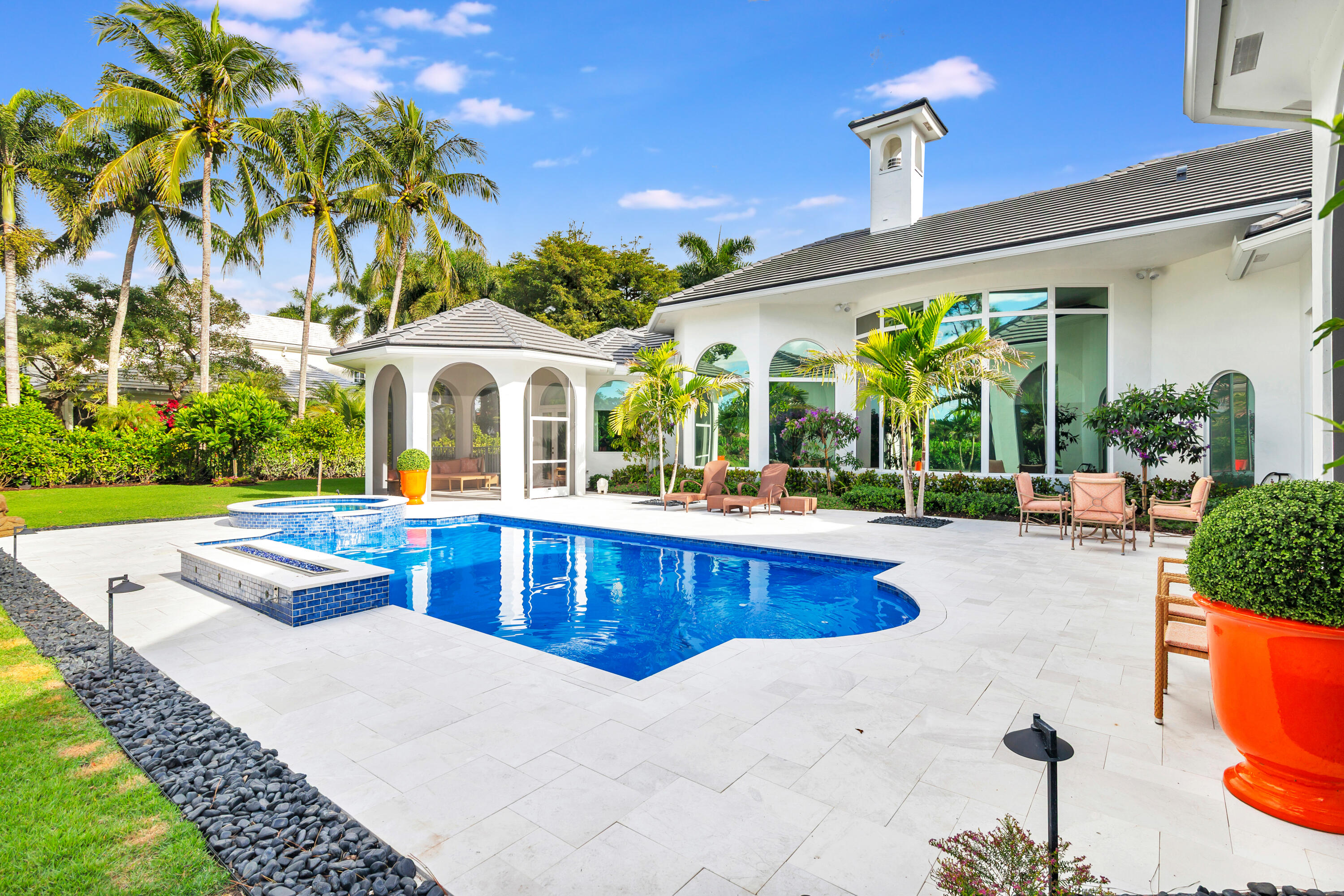  2707 Sheltingham Drive - 物件實景