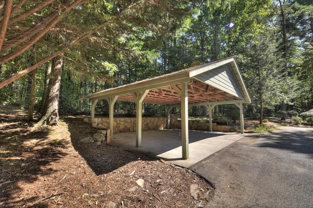 Blue Ridge, Georgia, 30513, United States, 3 Bedrooms Bedrooms, ,4 BathroomsBathrooms,Residential,For Sale,1858948