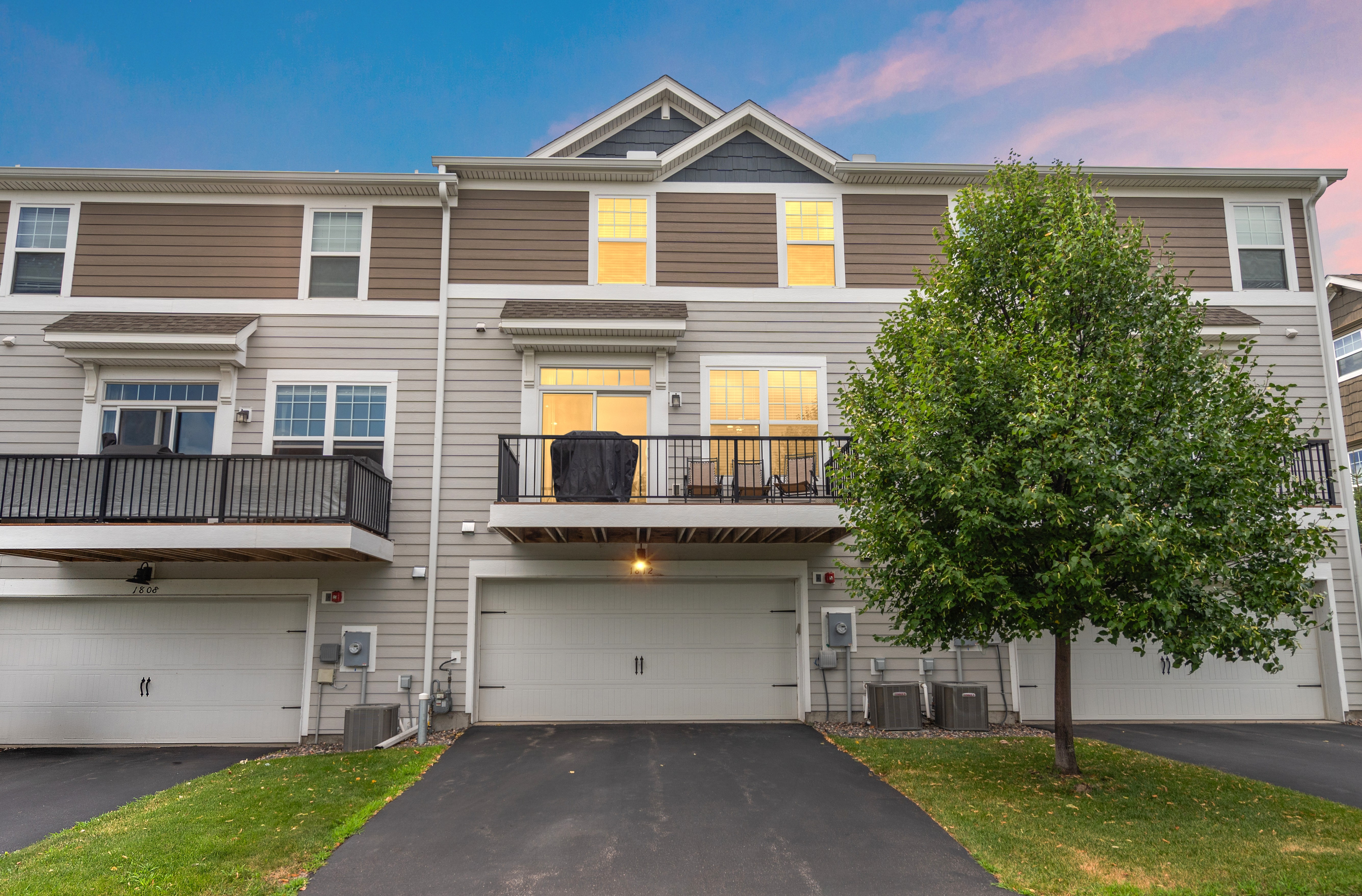  Sophisticated Townhome in Coveted Downtown Anoka - 物件實景