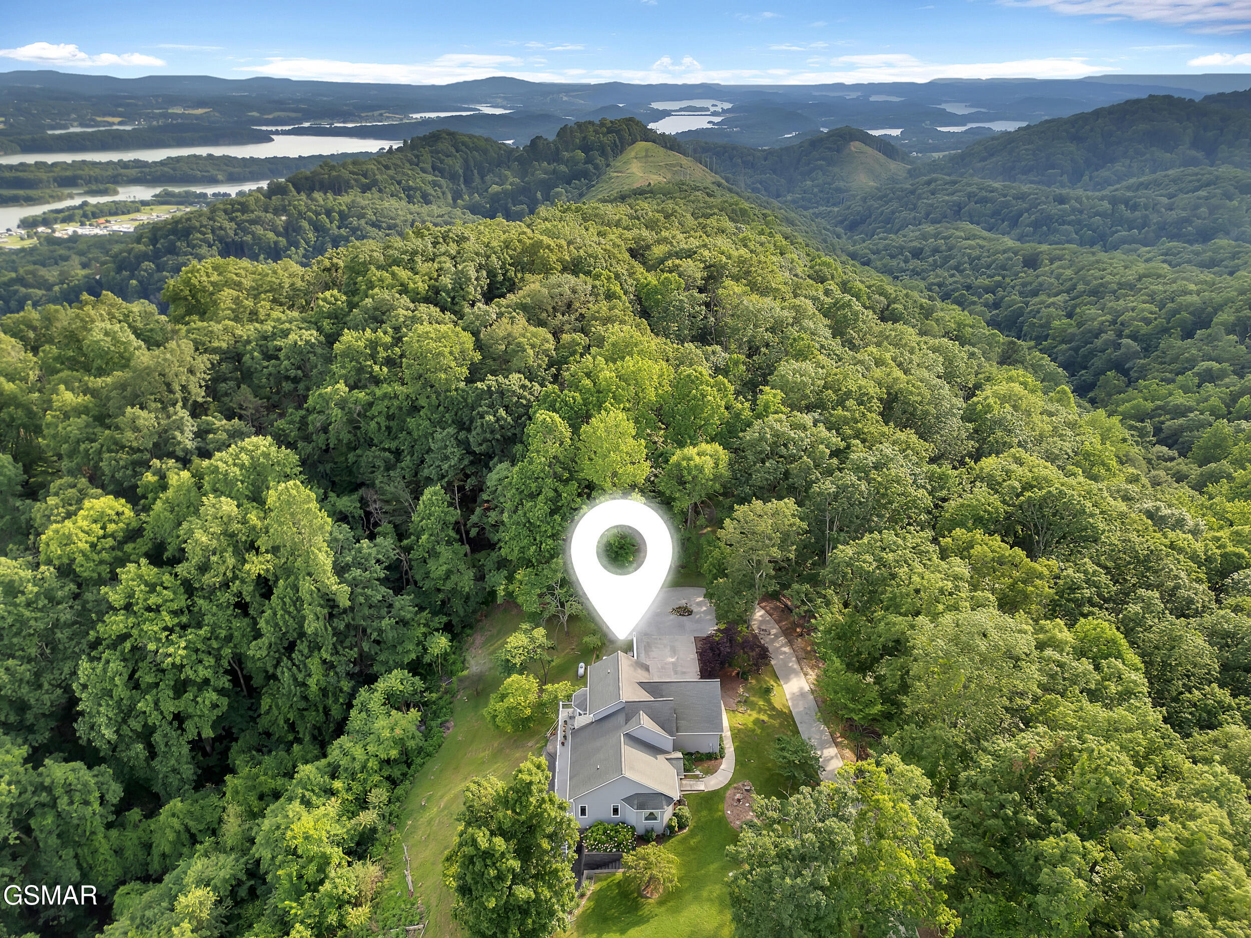Mooresburg, Tennessee, 37811, United States, 2 Bedrooms Bedrooms, ,4 BathroomsBathrooms,Residential,For Sale,1861149