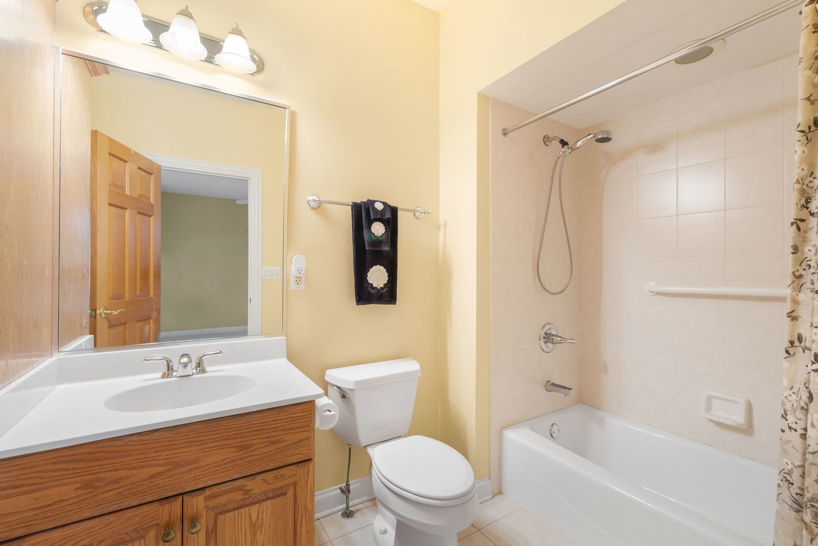 Palos Heights, Illinois, 60463, United States, 3 Bedrooms Bedrooms, ,4 BathroomsBathrooms,Residential,For Sale,1965288