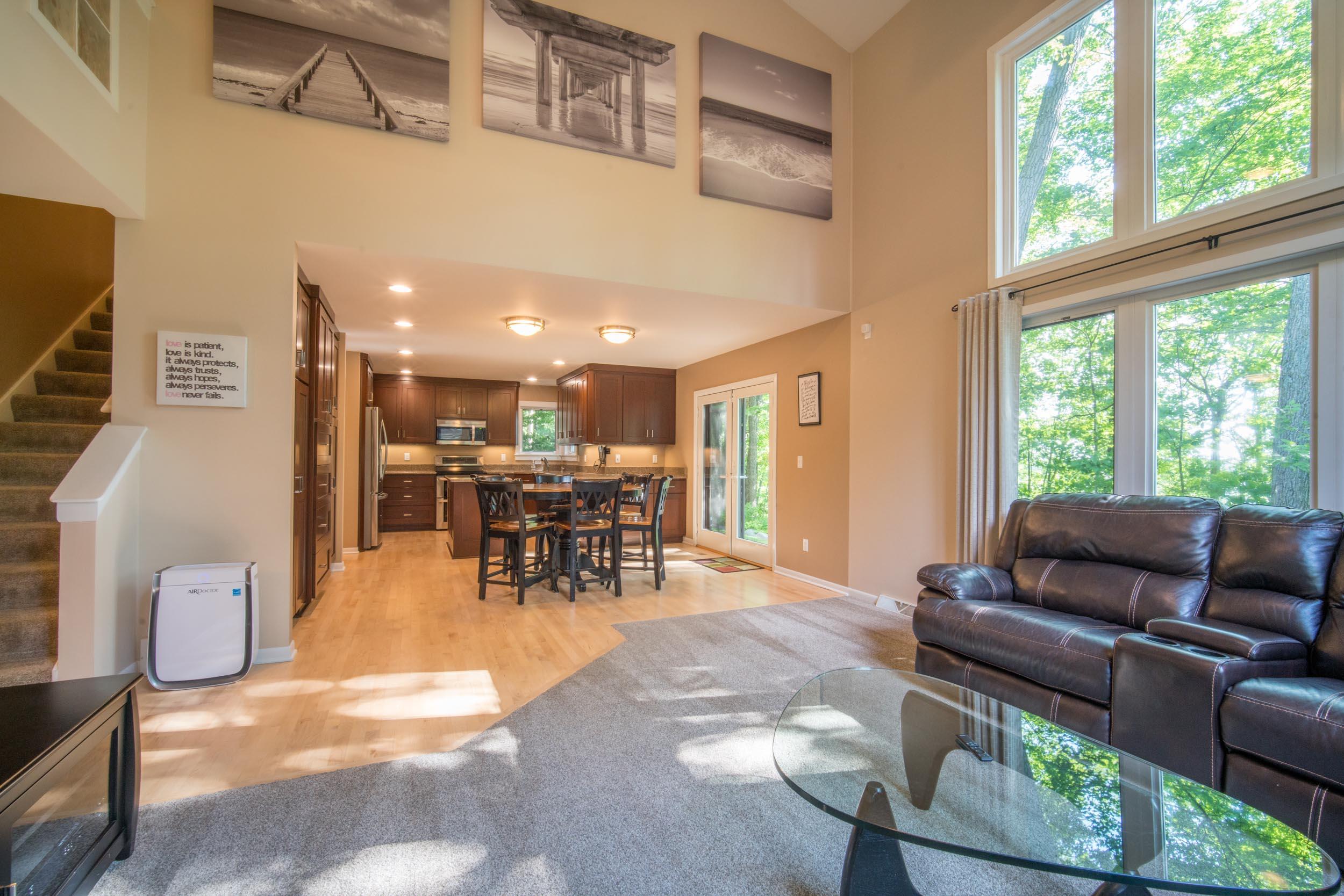West Bend, Wisconsin, 53095, United States, 4 Bedrooms Bedrooms, ,3 BathroomsBathrooms,Residential,For Sale,1901192