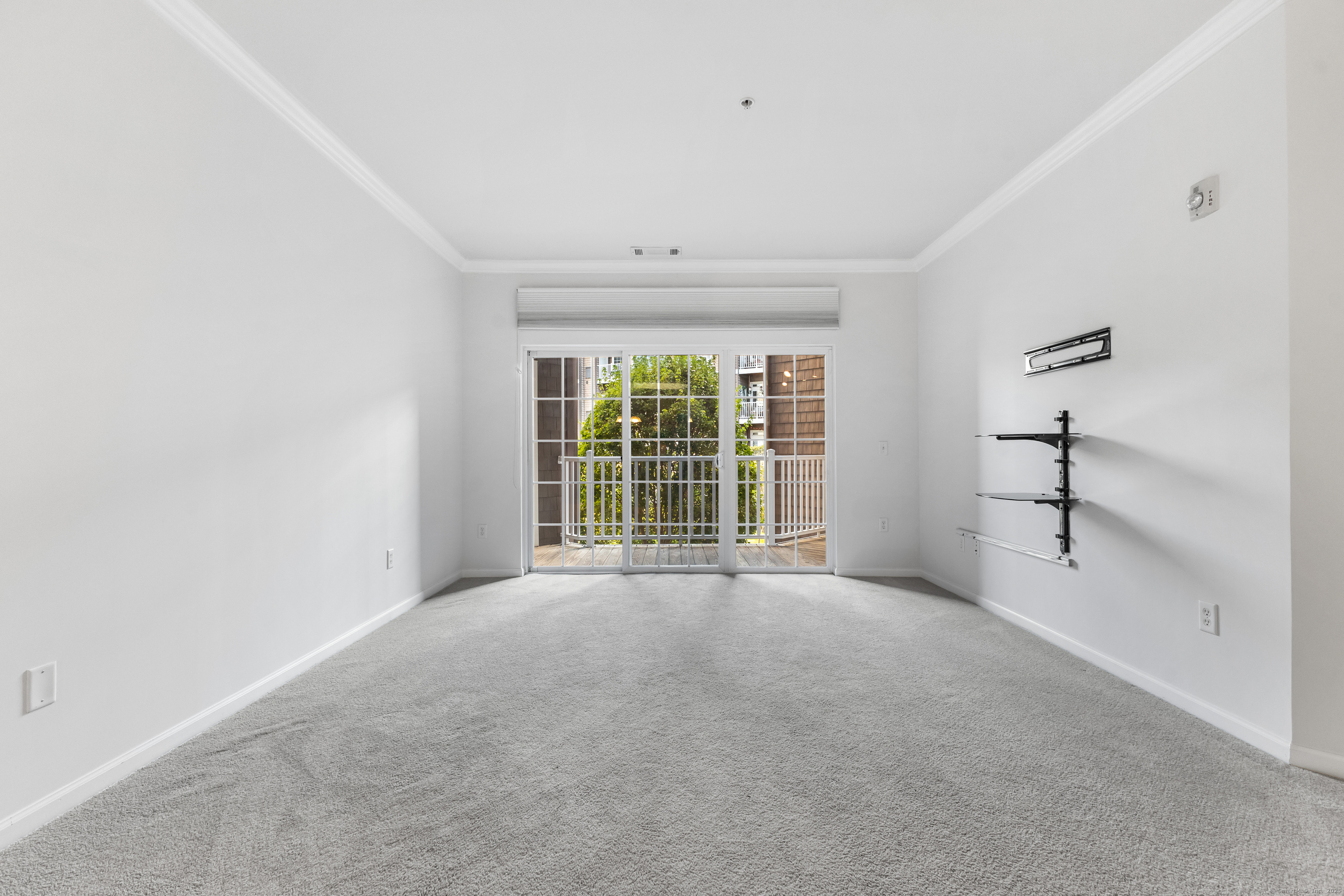 Stamford, Connecticut, 06902, United States, 2 Bedrooms Bedrooms, ,2 BathroomsBathrooms,Residential,For Sale,1947338