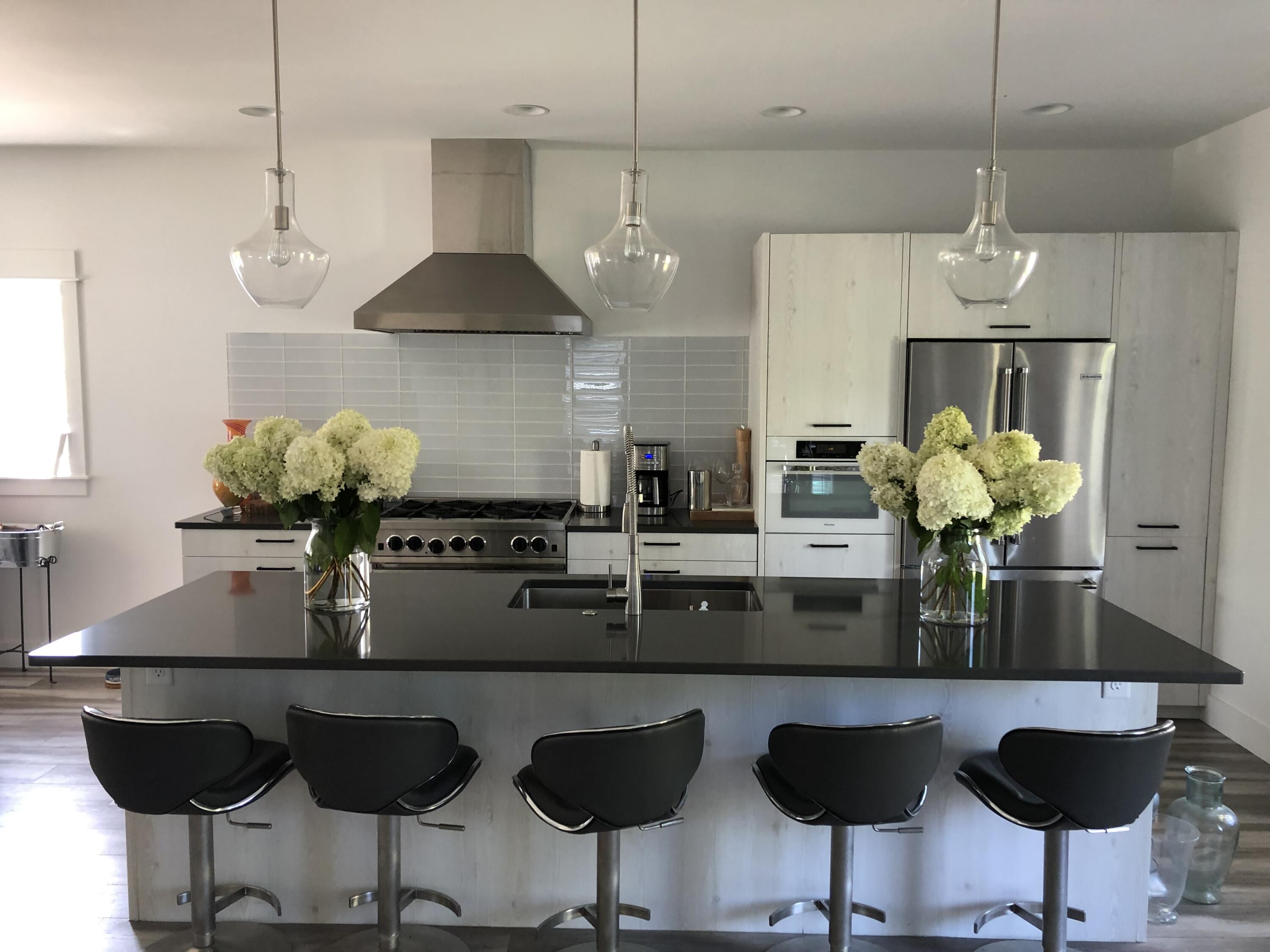 Douglas, Michigan, 49406, United States, 3 Bedrooms Bedrooms, ,3 BathroomsBathrooms,Residential,For Sale,1979342