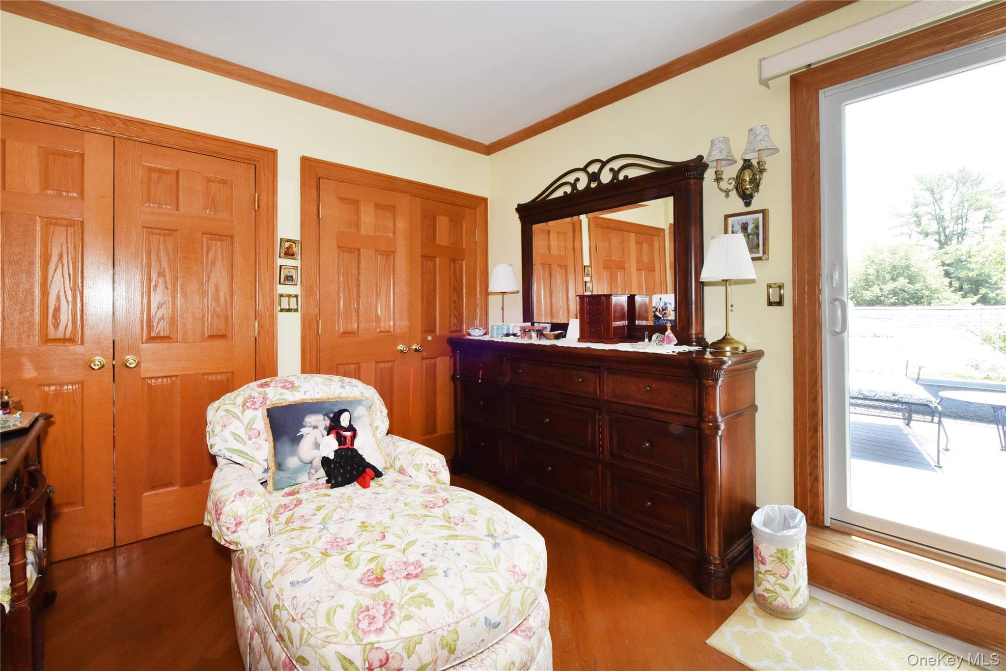  328 38th Road, Douglaston, NY, 11363 - 物件實景