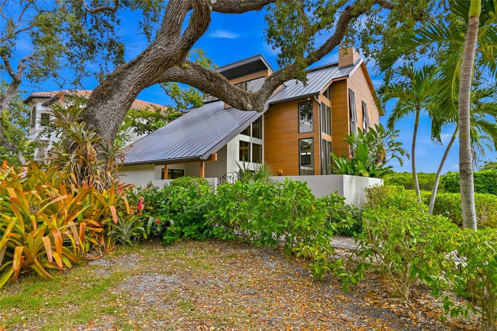 Sarasota, Florida, 34242, United States, 4 Bedrooms Bedrooms, ,5 BathroomsBathrooms,Residential,For Sale,1999117