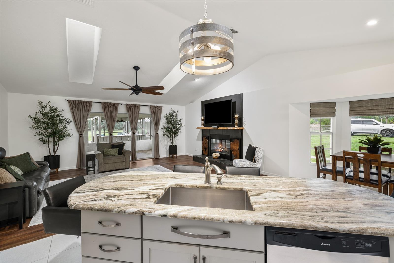 Deland, Florida, 32720, United States, 5 Bedrooms Bedrooms, ,3 BathroomsBathrooms,Residential,For Sale,2048830