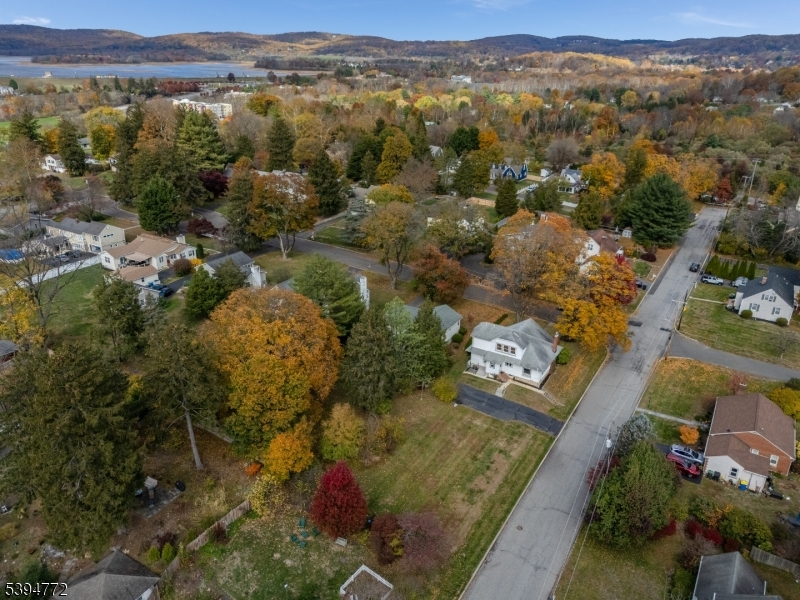 Clinton Town, New Jersey, 08809, United States, 3 Bedrooms Bedrooms, ,2 BathroomsBathrooms,Residential,For Sale,1989455