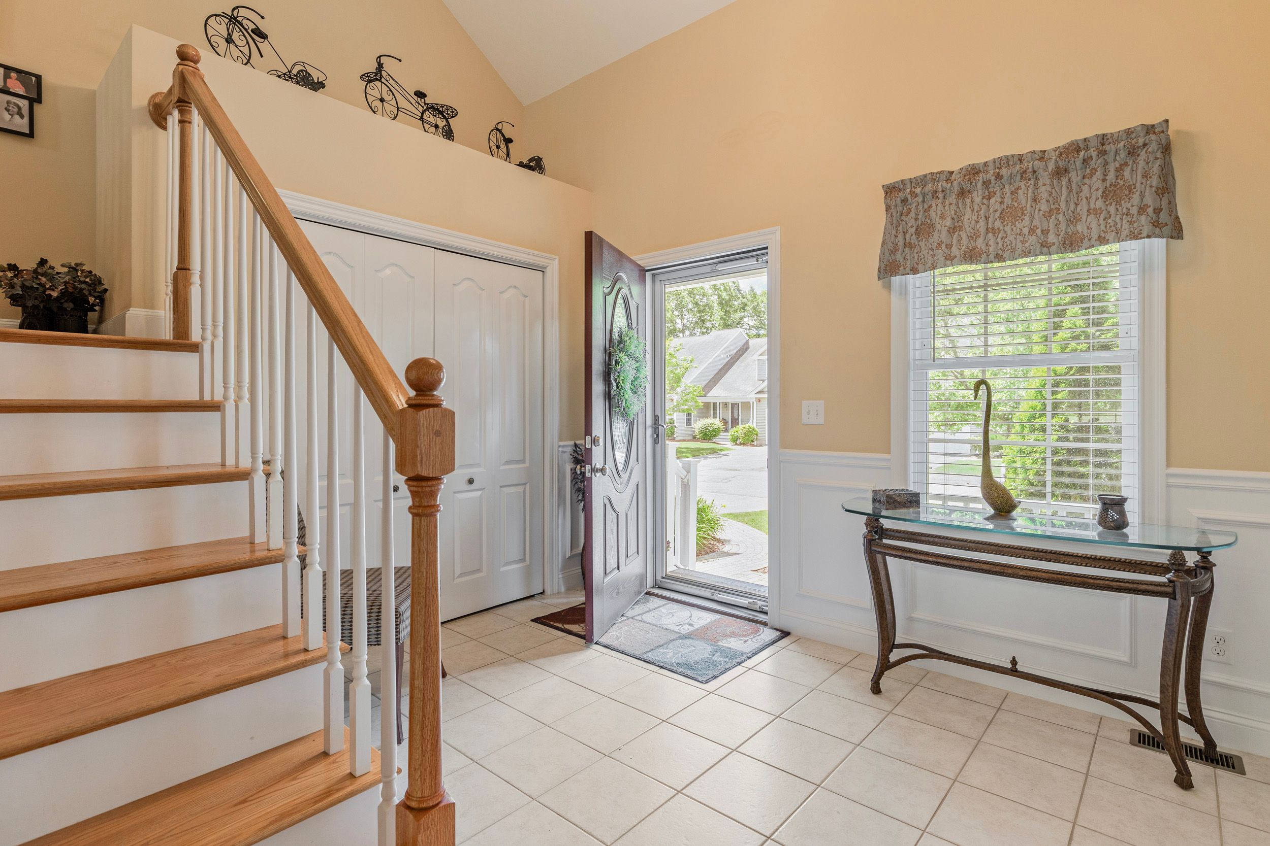  16 Ashton Lane, Millbury, MA 01527 - 物件實景